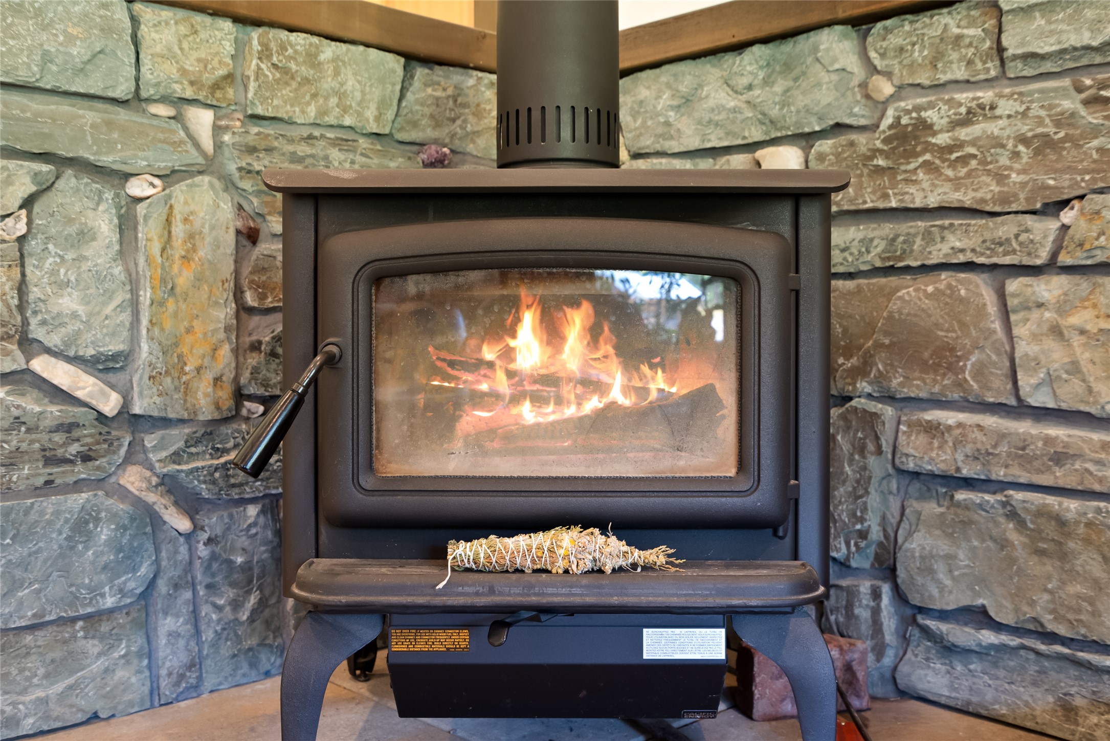 Bigfork, Montana 59911, United States, 4 Bedrooms Bedrooms, ,3 BathroomsBathrooms,Residential,Active,221176