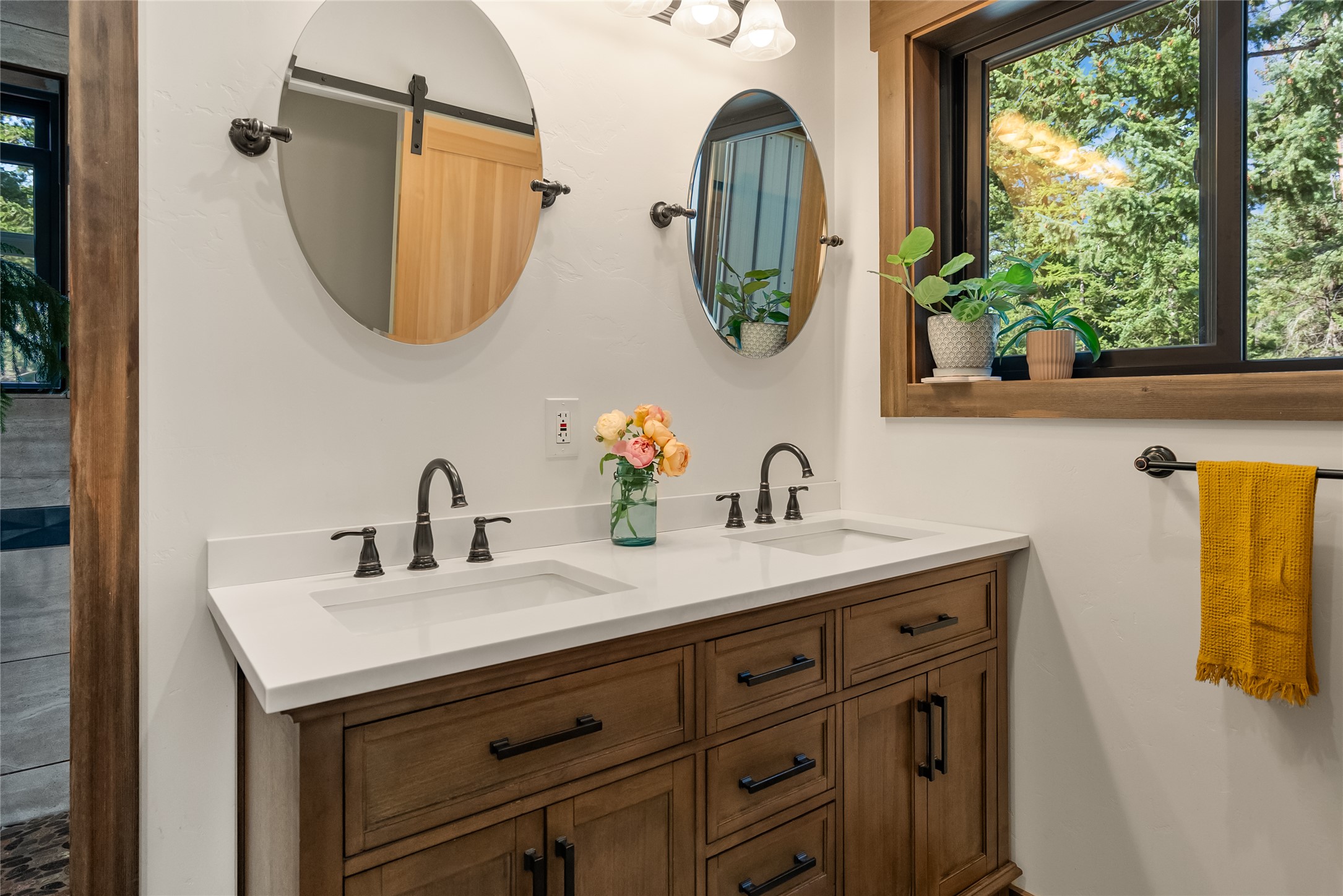 Bigfork, Montana 59911, United States, 4 Bedrooms Bedrooms, ,3 BathroomsBathrooms,Residential,Active,221176