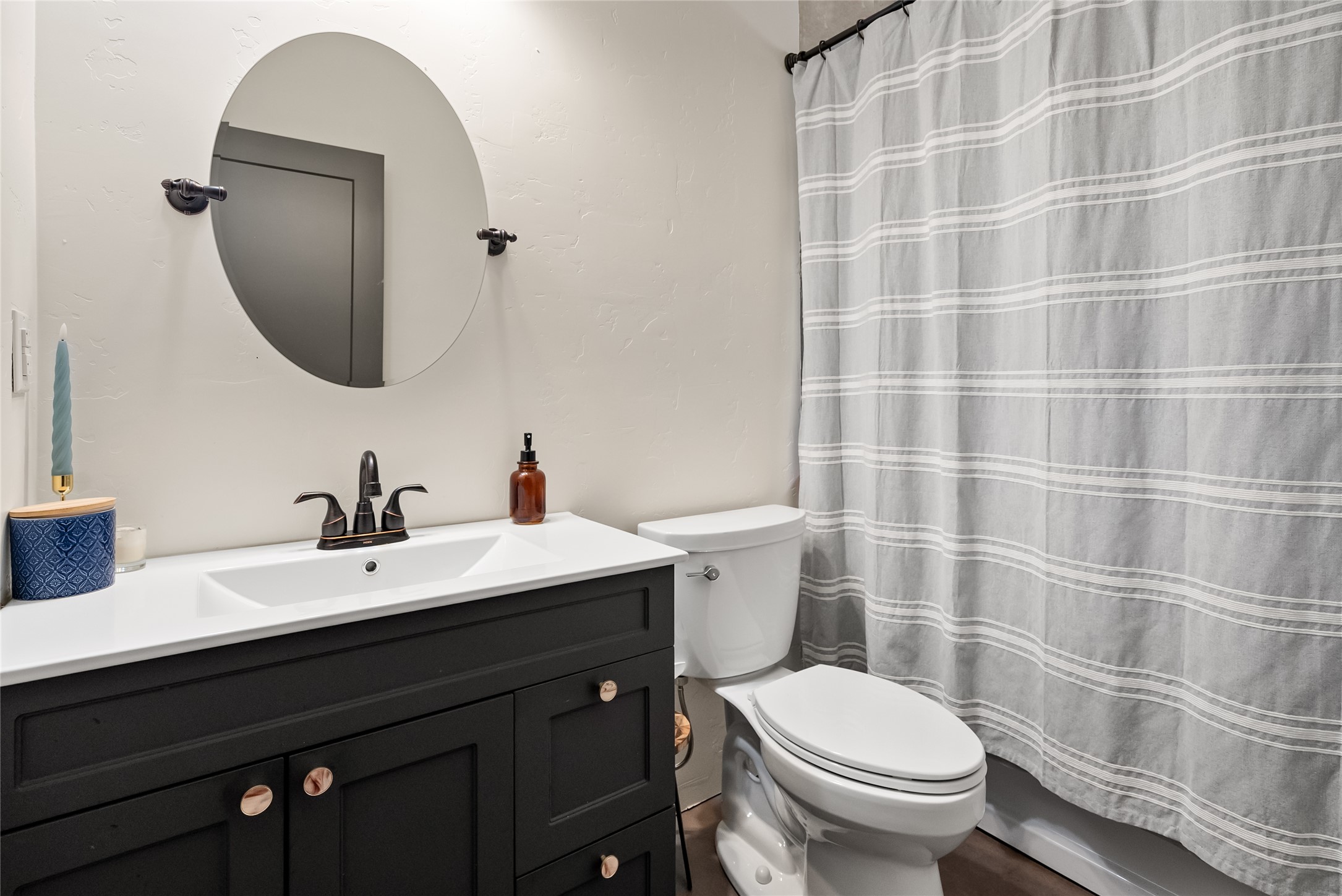 Bigfork, Montana 59911, United States, 4 Bedrooms Bedrooms, ,3 BathroomsBathrooms,Residential,Active,221176