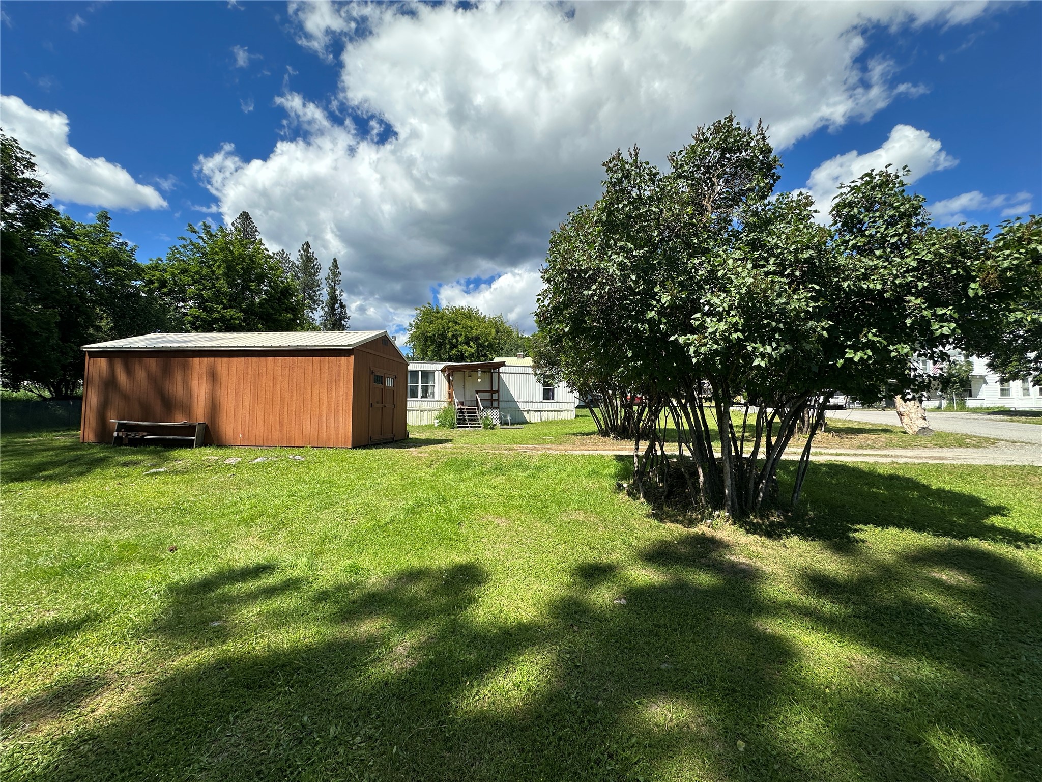 207 Woodland Street