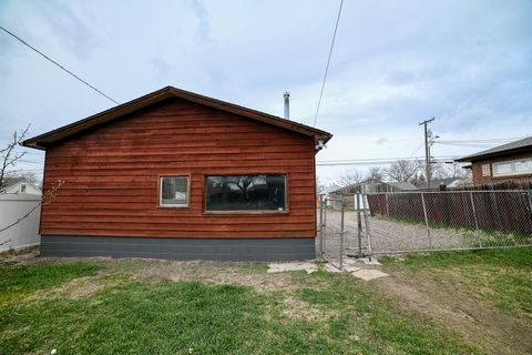Tiny photo for 1111 9th Avenue S, Great Falls, MT 59405 (MLS # 30069157)