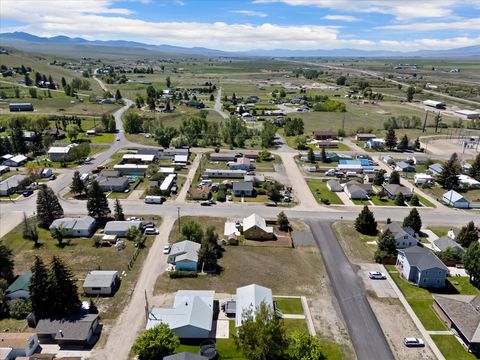 Tiny photo for 1005 Clark Street, Deer Lodge, MT 59722 (MLS # 30072024)