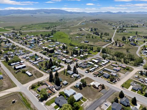 Tiny photo for 1005 Clark Street, Deer Lodge, MT 59722 (MLS # 30072024)