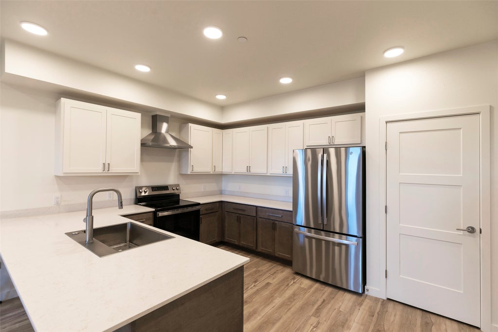 Photo of 1140 Charlo Street #302, Missoula, MT 59802 (MLS # 30077331)