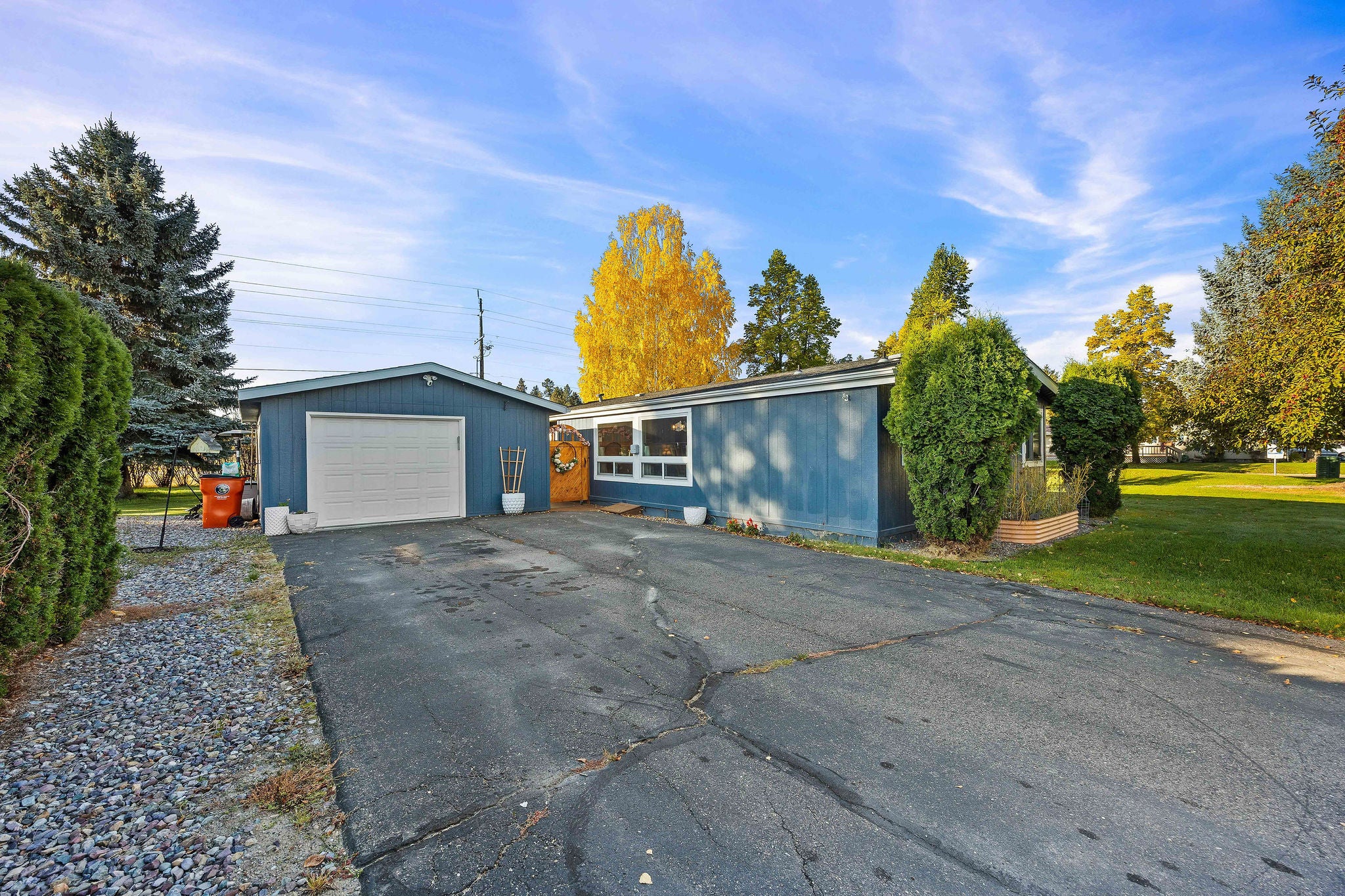 11 E Nicklaus Avenue