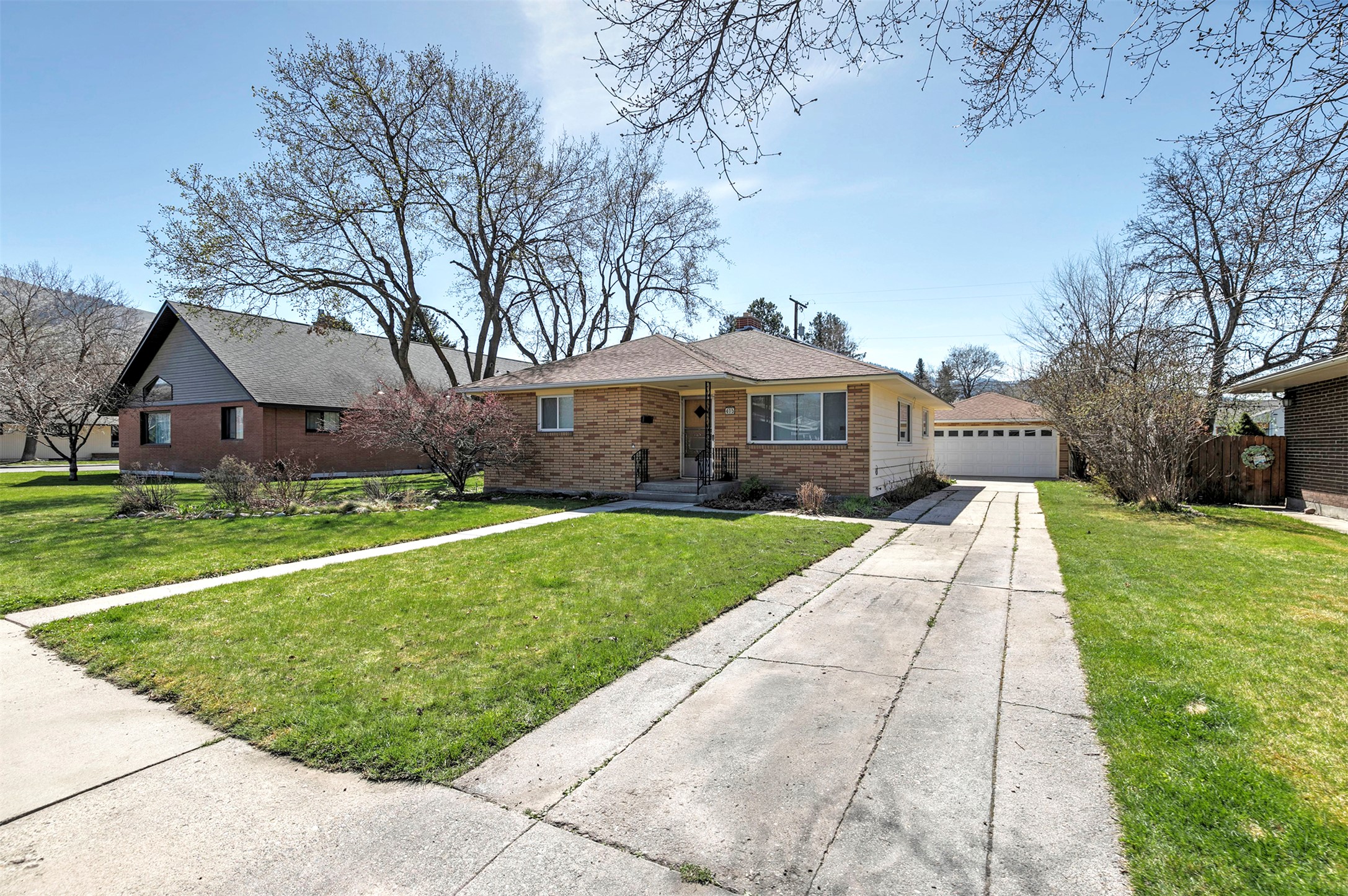 405 Kensington Avenue