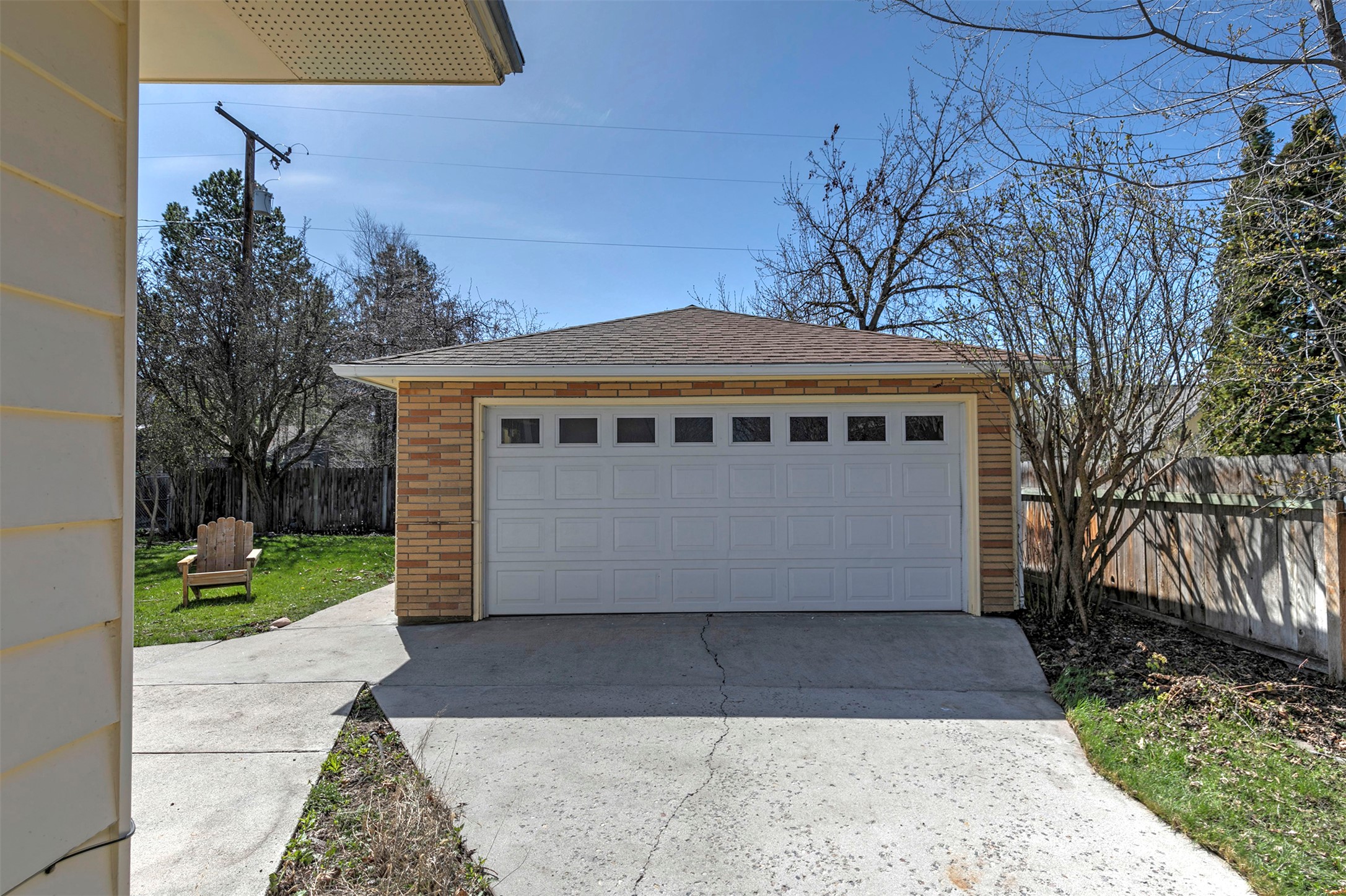 405 Kensington Avenue