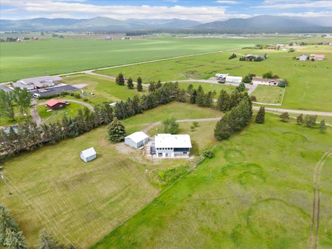 Photo of 571 Lone Coyote Trail, Kalispell, MT 59901 (MLS # 30072367)