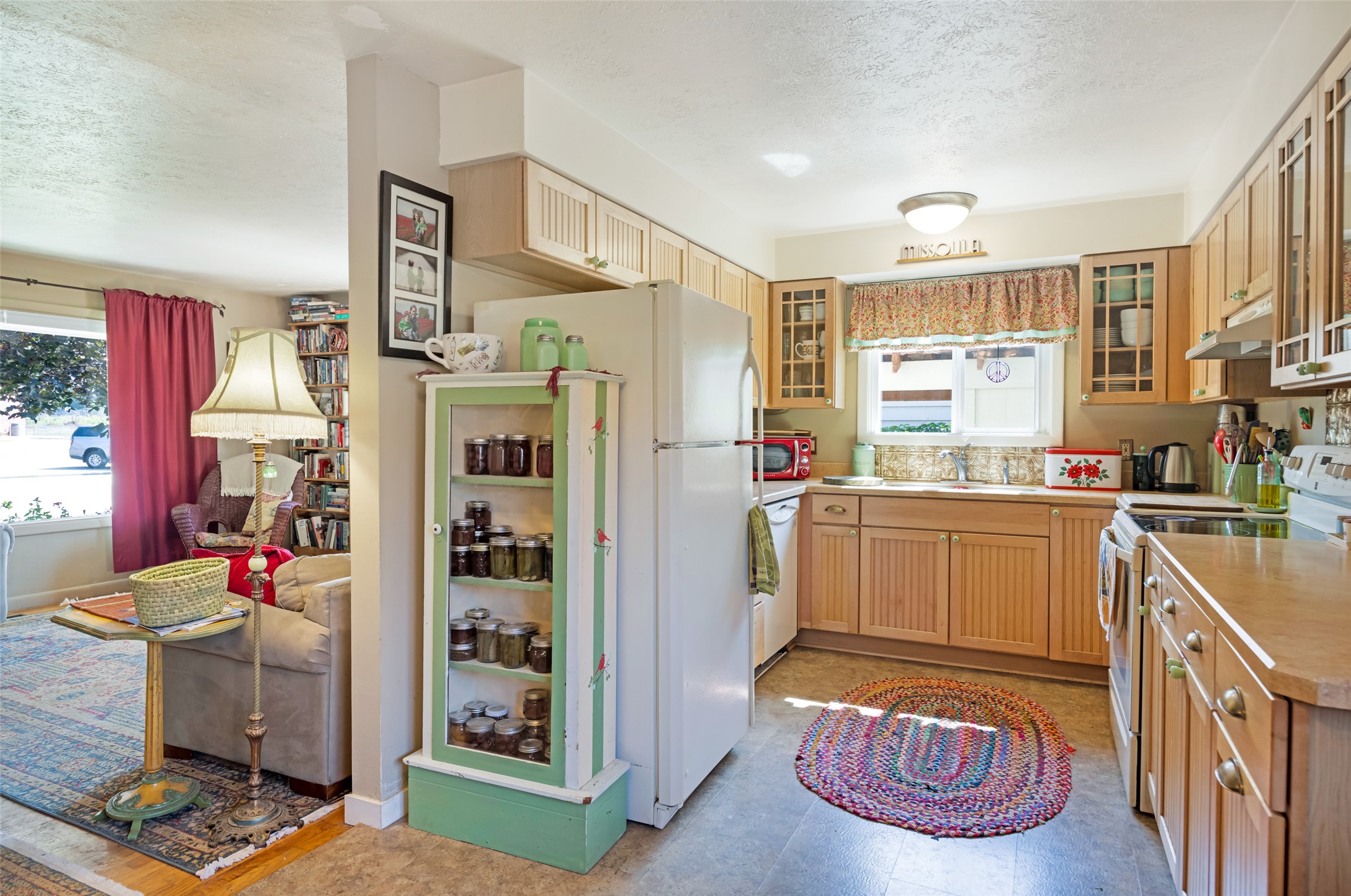 4301 S Reserve Street