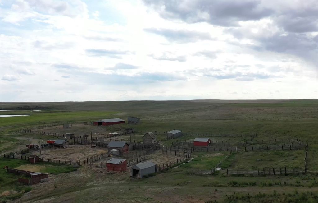 Photo of 2699 Whitlash Road, Chester, MT 59522 (MLS # 30060839)