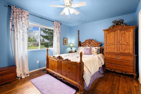 Tiny photo for 907 View Drive, Columbia Falls, MT 59912 (MLS # 30068401)