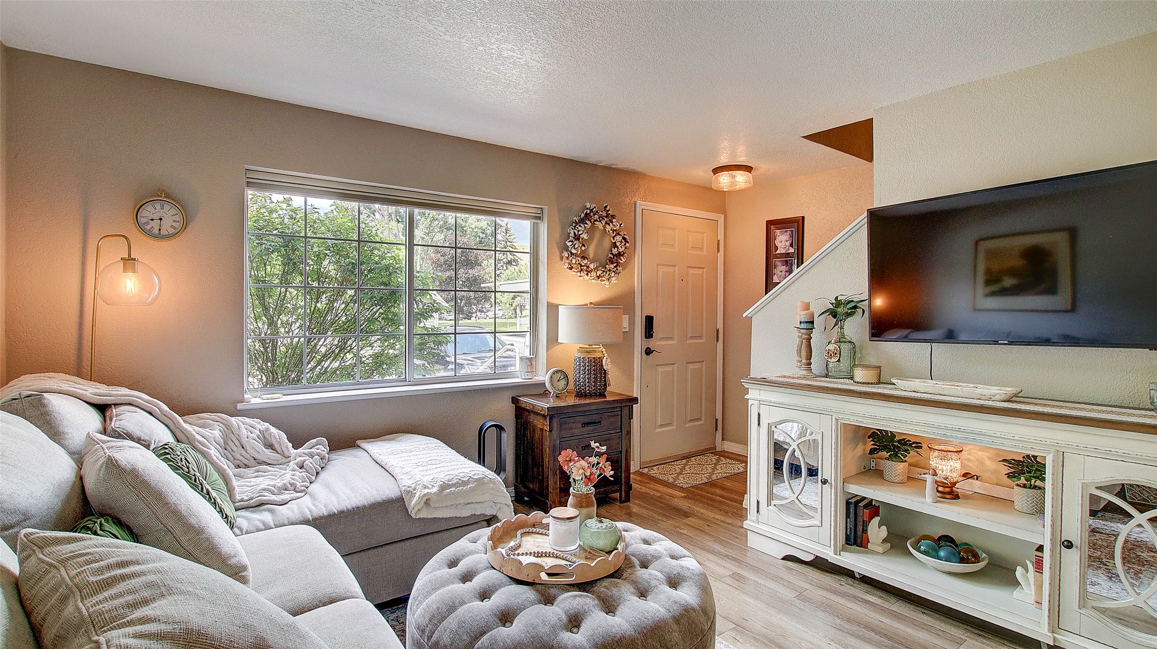 Missoula, Montana 59808, United States, 2 Bedrooms Bedrooms, ,2 BathroomsBathrooms,Residential,Active,152138