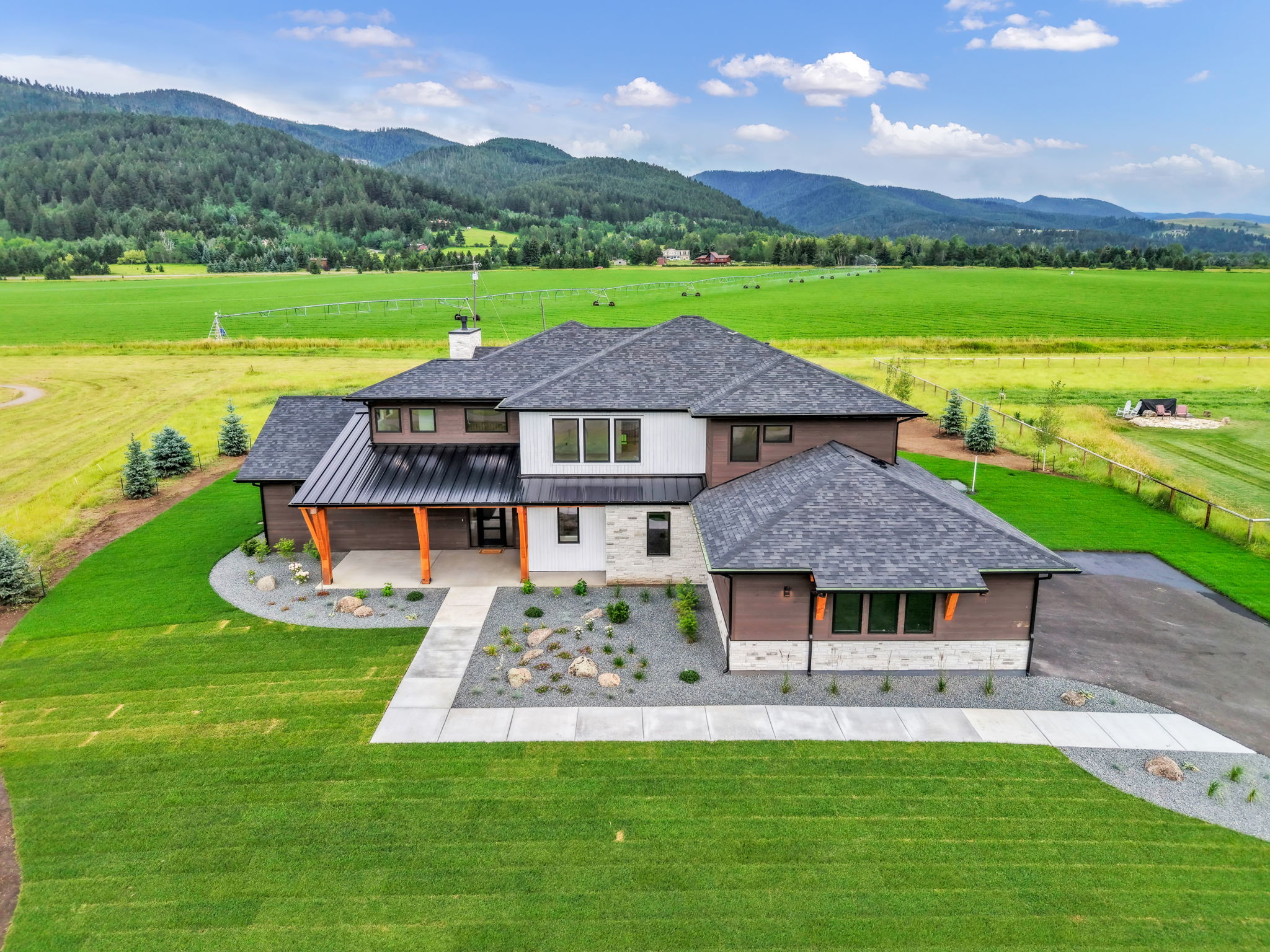442 Balsam Drive