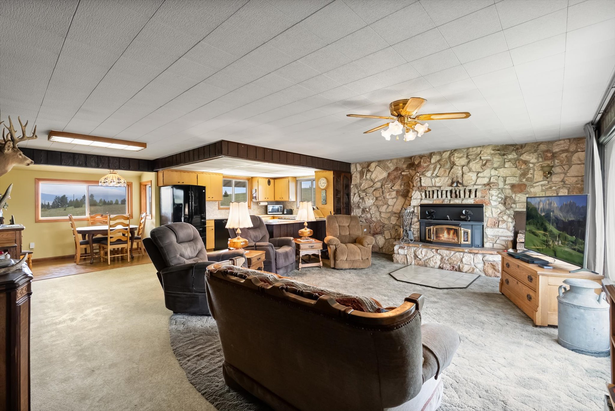 2553 S Mullan Trail Road