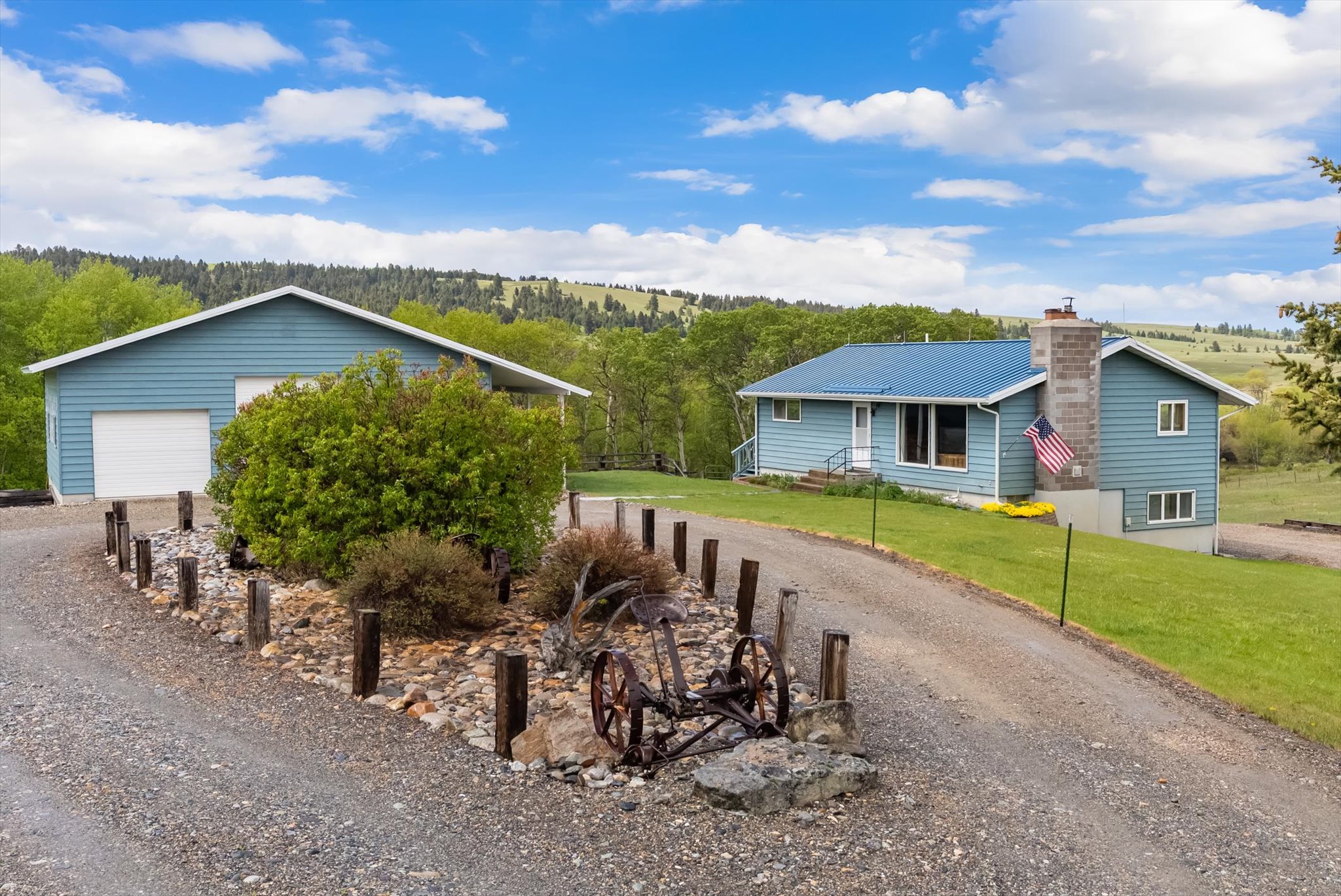 2553 S Mullan Trail Road