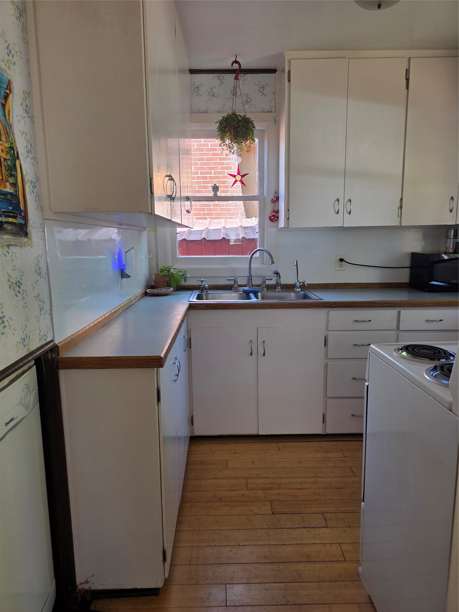 211 Fairview Avenue