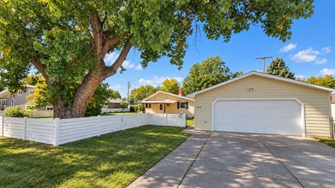 Photo of 1514 17th Street S, Great Falls, MT 59405 (MLS # 30078410)