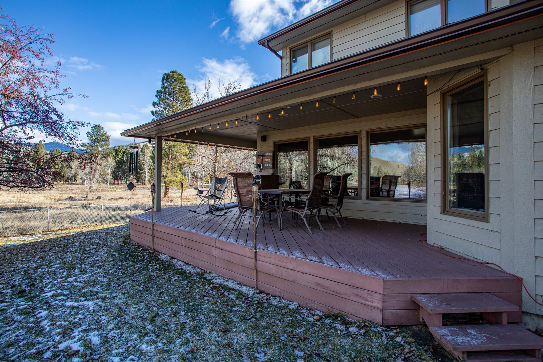 Lolo, Montana 59847, United States, 3 Bedrooms Bedrooms, ,2 BathroomsBathrooms,Residential,Pending,67135