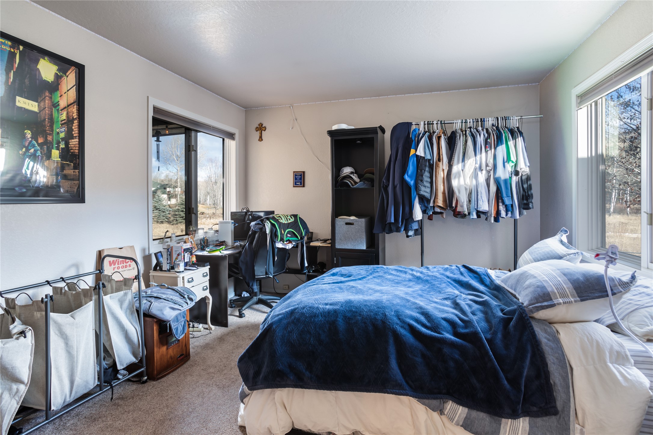 Lolo, Montana 59847, United States, 3 Bedrooms Bedrooms, ,2 BathroomsBathrooms,Residential,Pending,67135