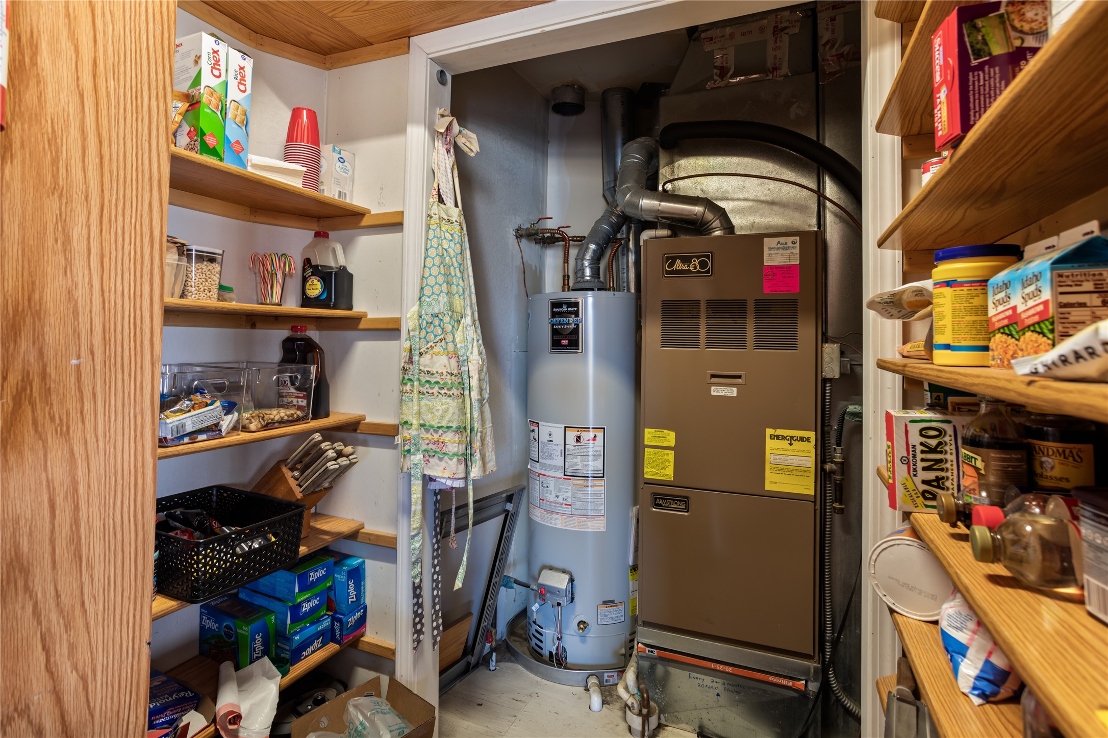 Lolo, Montana 59847, United States, 3 Bedrooms Bedrooms, ,2 BathroomsBathrooms,Residential,Pending,67135