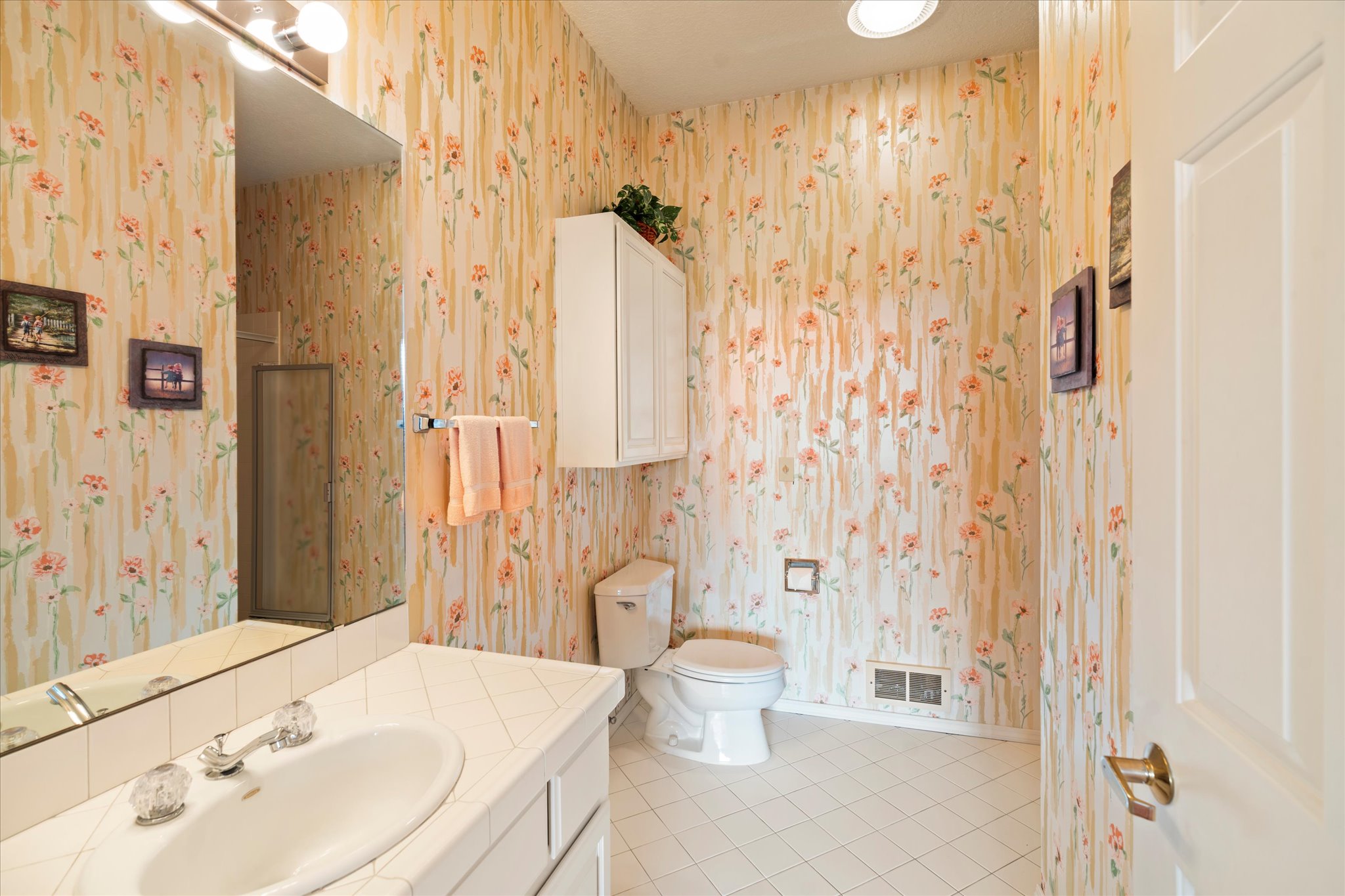 Bigfork, Montana 59911, United States, 3 Bedrooms Bedrooms, ,4 BathroomsBathrooms,Residential,Active,32300