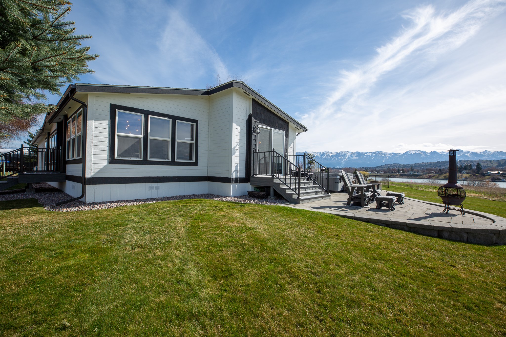 9 Regatta Road 53
