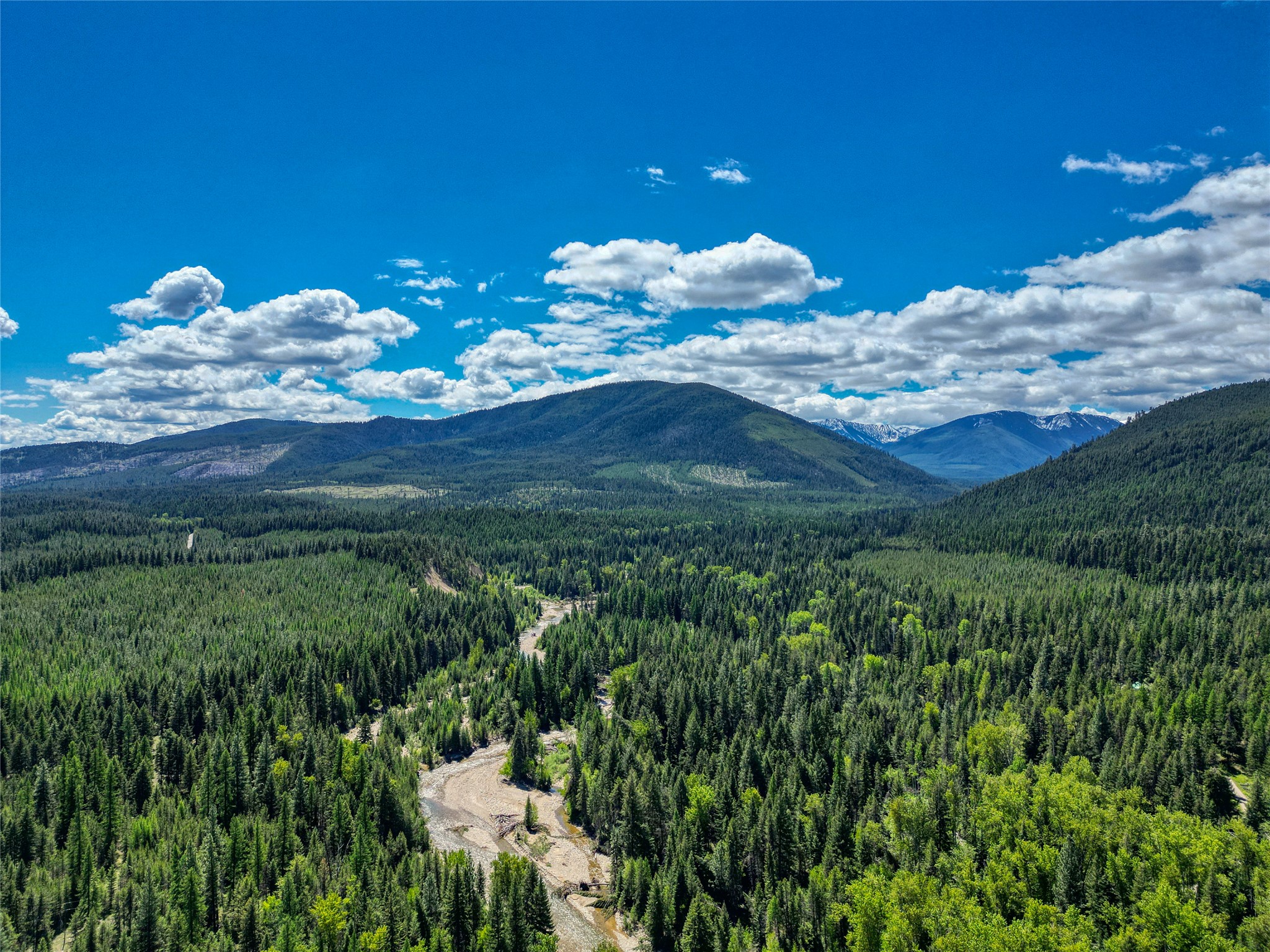Libby, Montana, 59923, United States, 2 Bedrooms Bedrooms, ,3 BathroomsBathrooms,Residential,Active,2027757