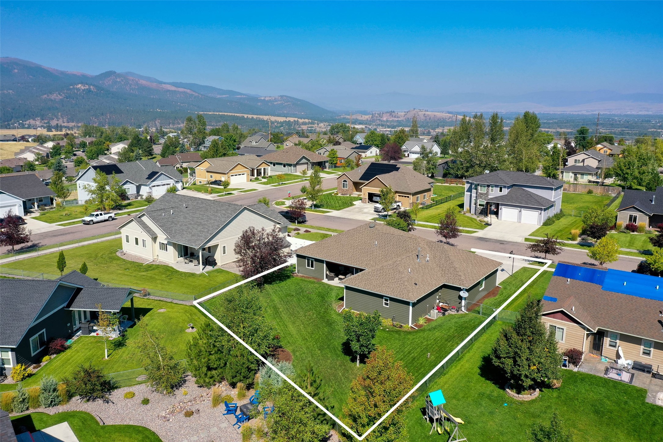 Missoula, Montana 59803, United States, 3 Bedrooms Bedrooms, ,2 BathroomsBathrooms,Residential,Pending,45645