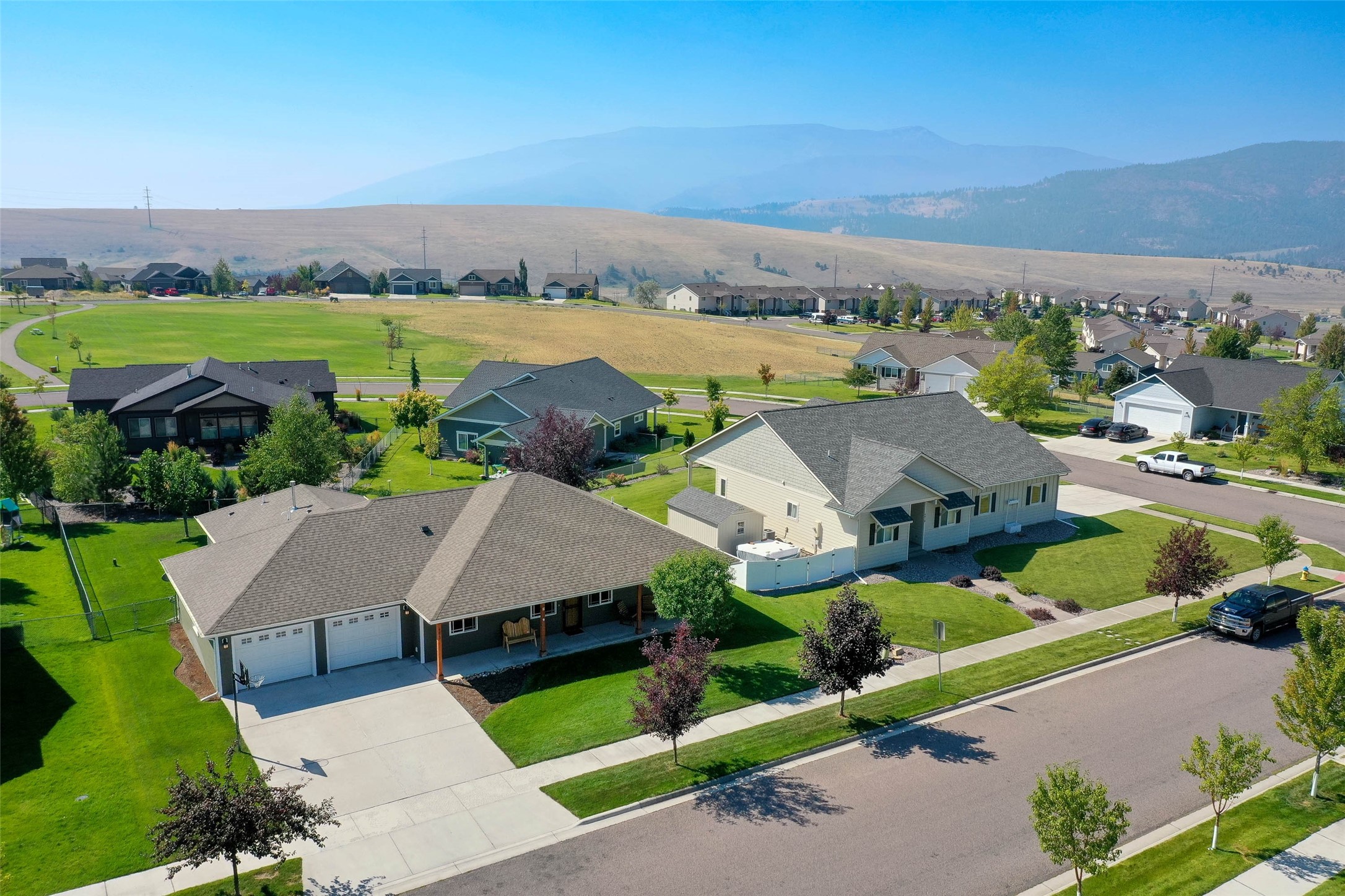 Missoula, Montana 59803, United States, 3 Bedrooms Bedrooms, ,2 BathroomsBathrooms,Residential,Pending,45645