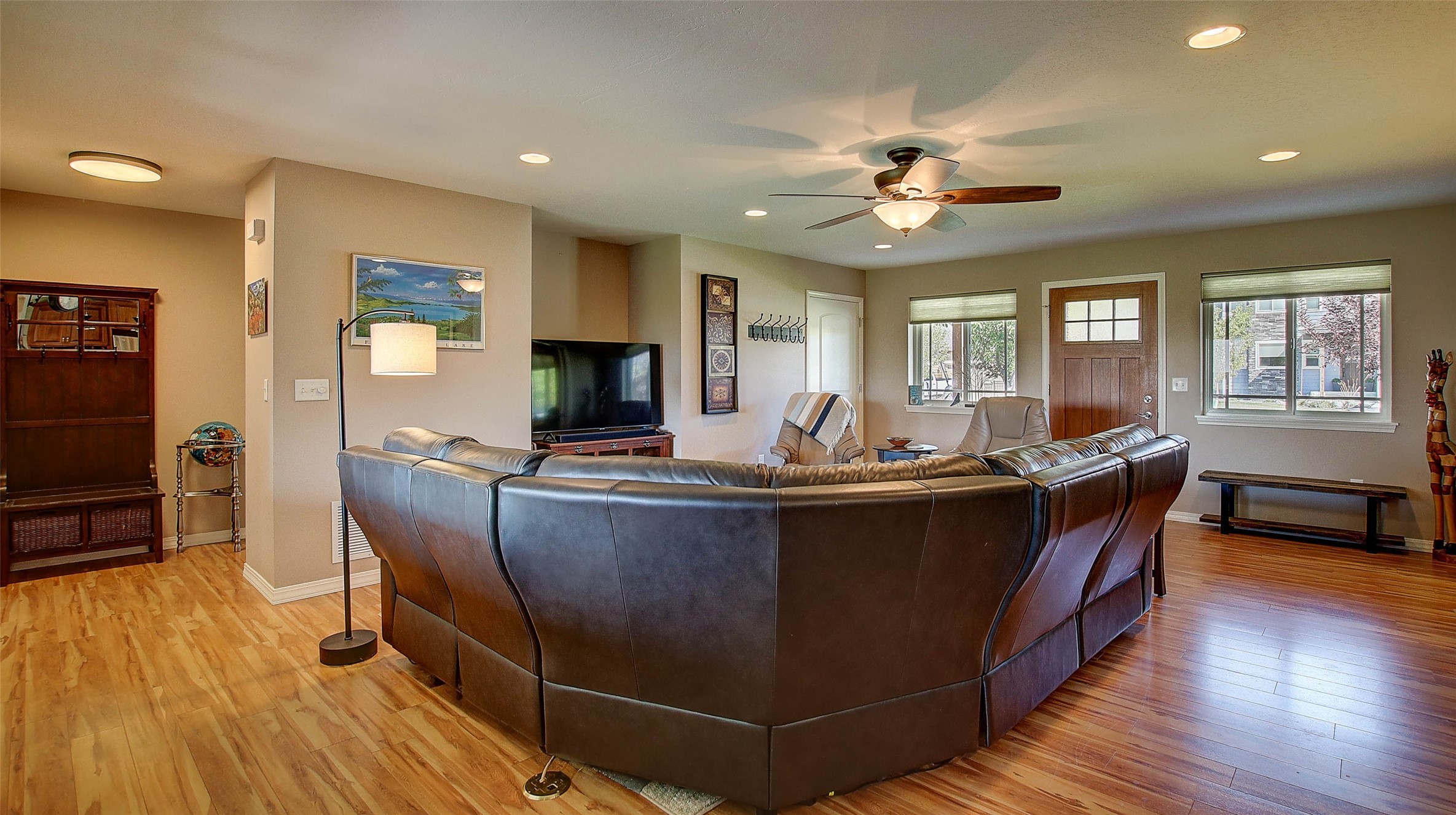 Missoula, Montana 59803, United States, 3 Bedrooms Bedrooms, ,2 BathroomsBathrooms,Residential,Pending,45645