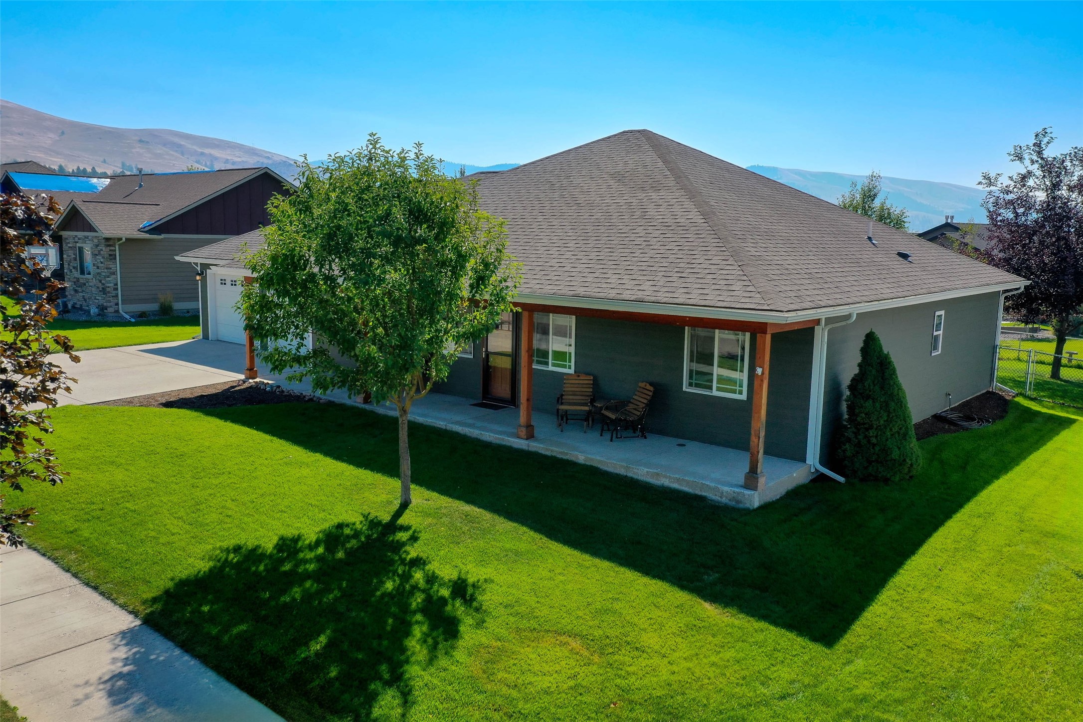 Missoula, Montana 59803, United States, 3 Bedrooms Bedrooms, ,2 BathroomsBathrooms,Residential,Pending,45645