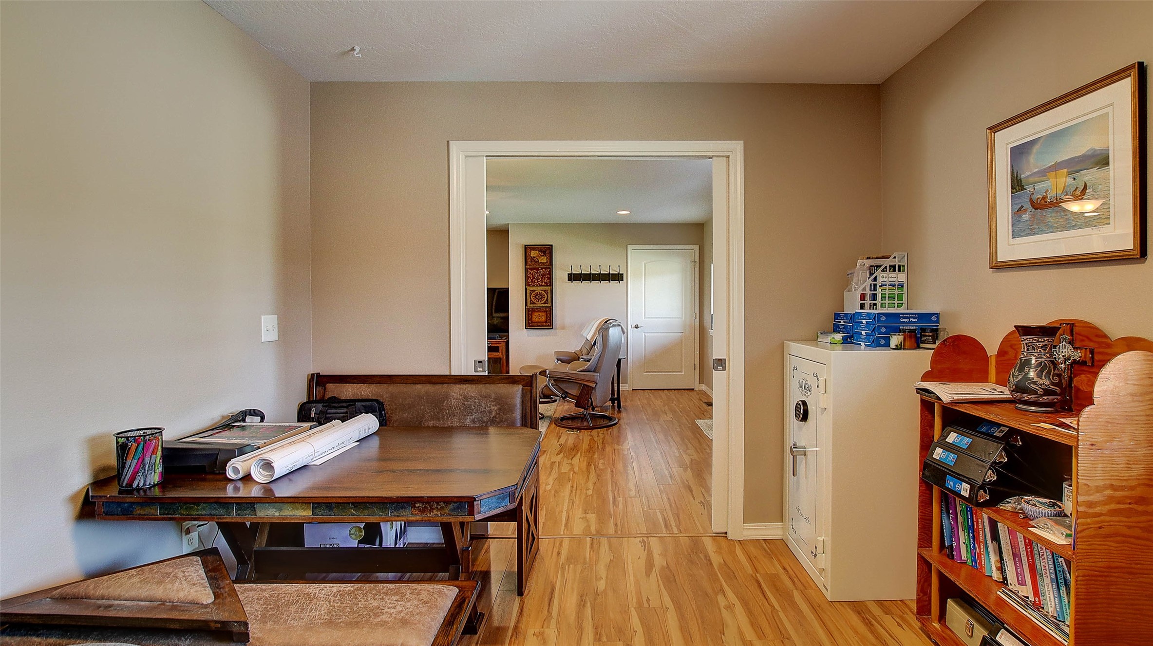 Missoula, Montana 59803, United States, 3 Bedrooms Bedrooms, ,2 BathroomsBathrooms,Residential,Pending,45645