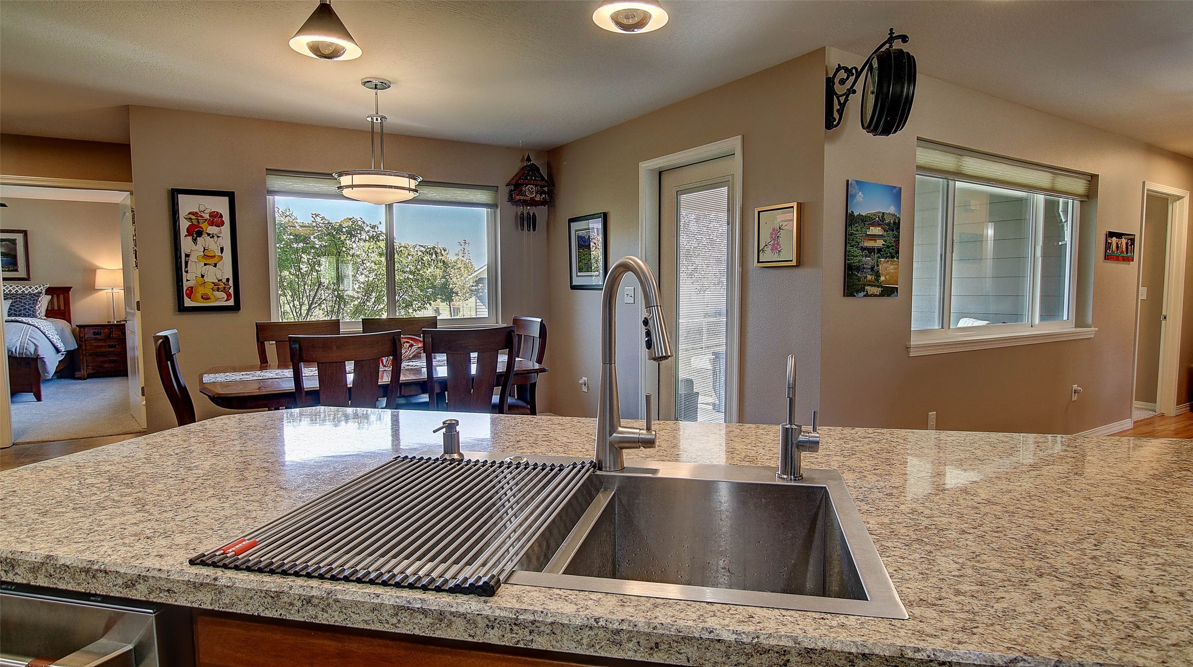 Missoula, Montana 59803, United States, 3 Bedrooms Bedrooms, ,2 BathroomsBathrooms,Residential,Pending,45645