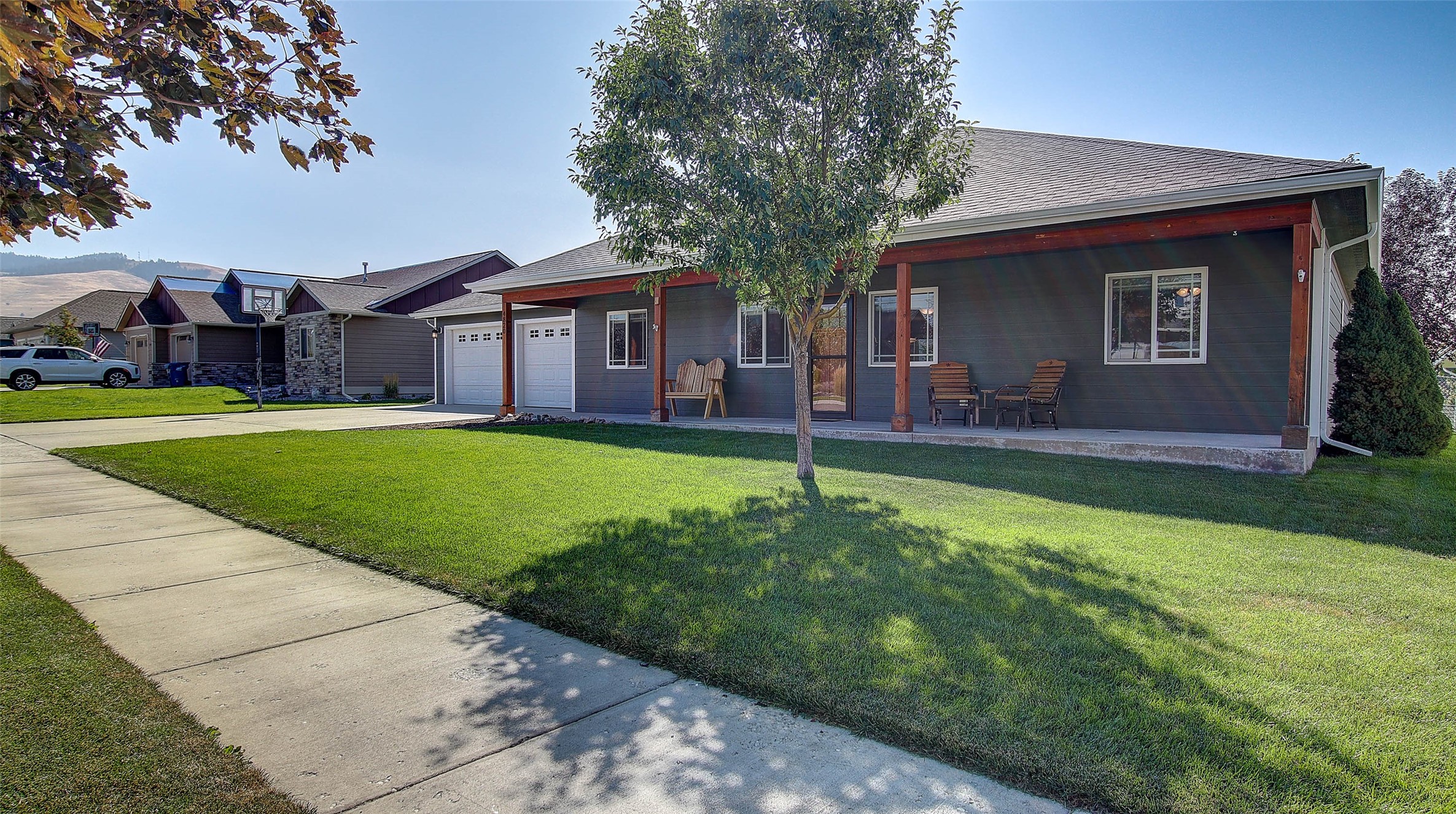 Missoula, Montana 59803, United States, 3 Bedrooms Bedrooms, ,2 BathroomsBathrooms,Residential,Pending,45645