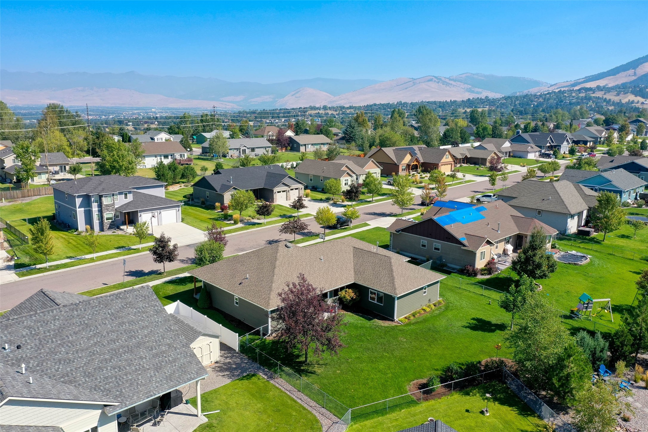 Missoula, Montana 59803, United States, 3 Bedrooms Bedrooms, ,2 BathroomsBathrooms,Residential,Pending,45645