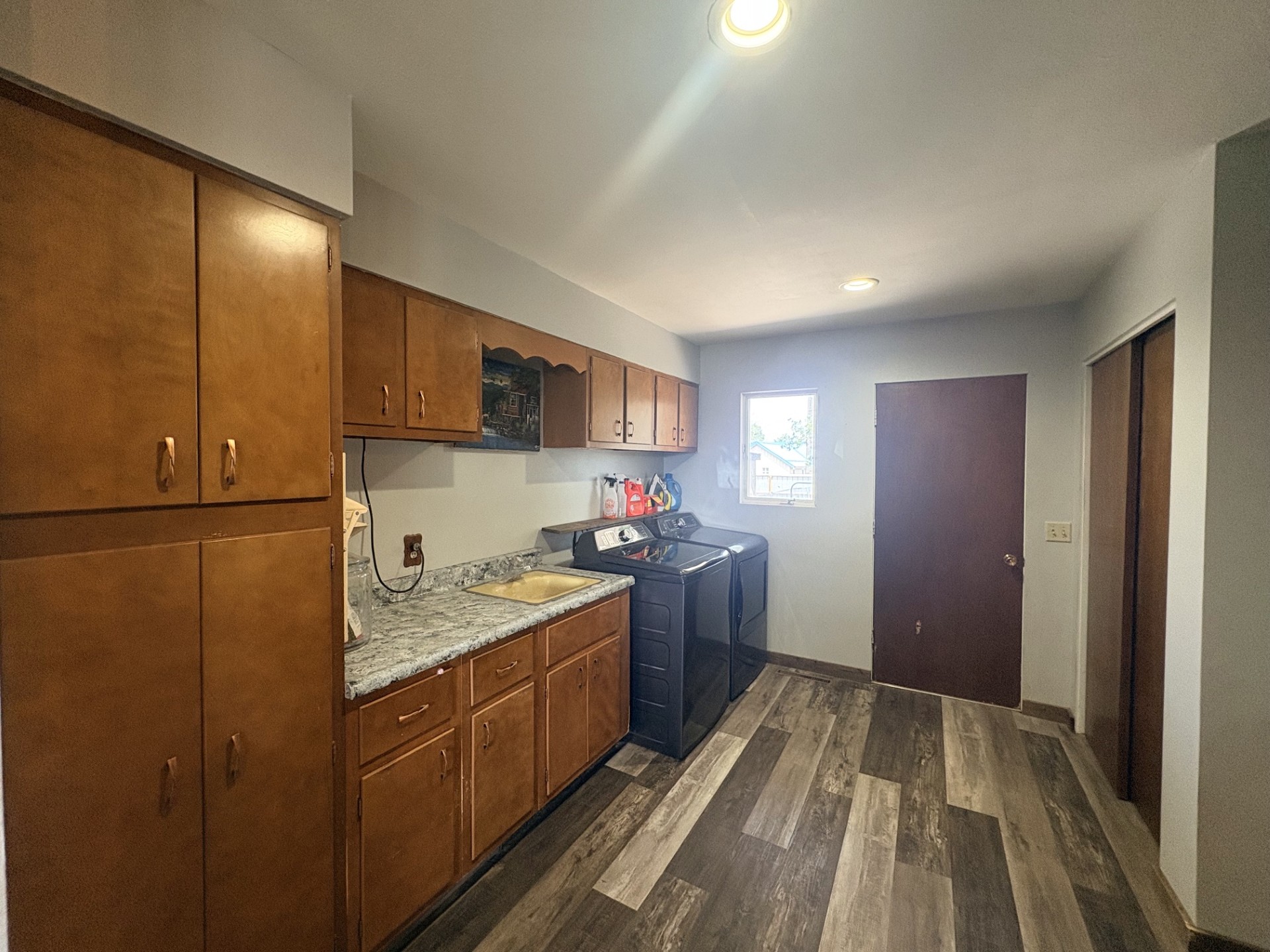 308 2nd Street E