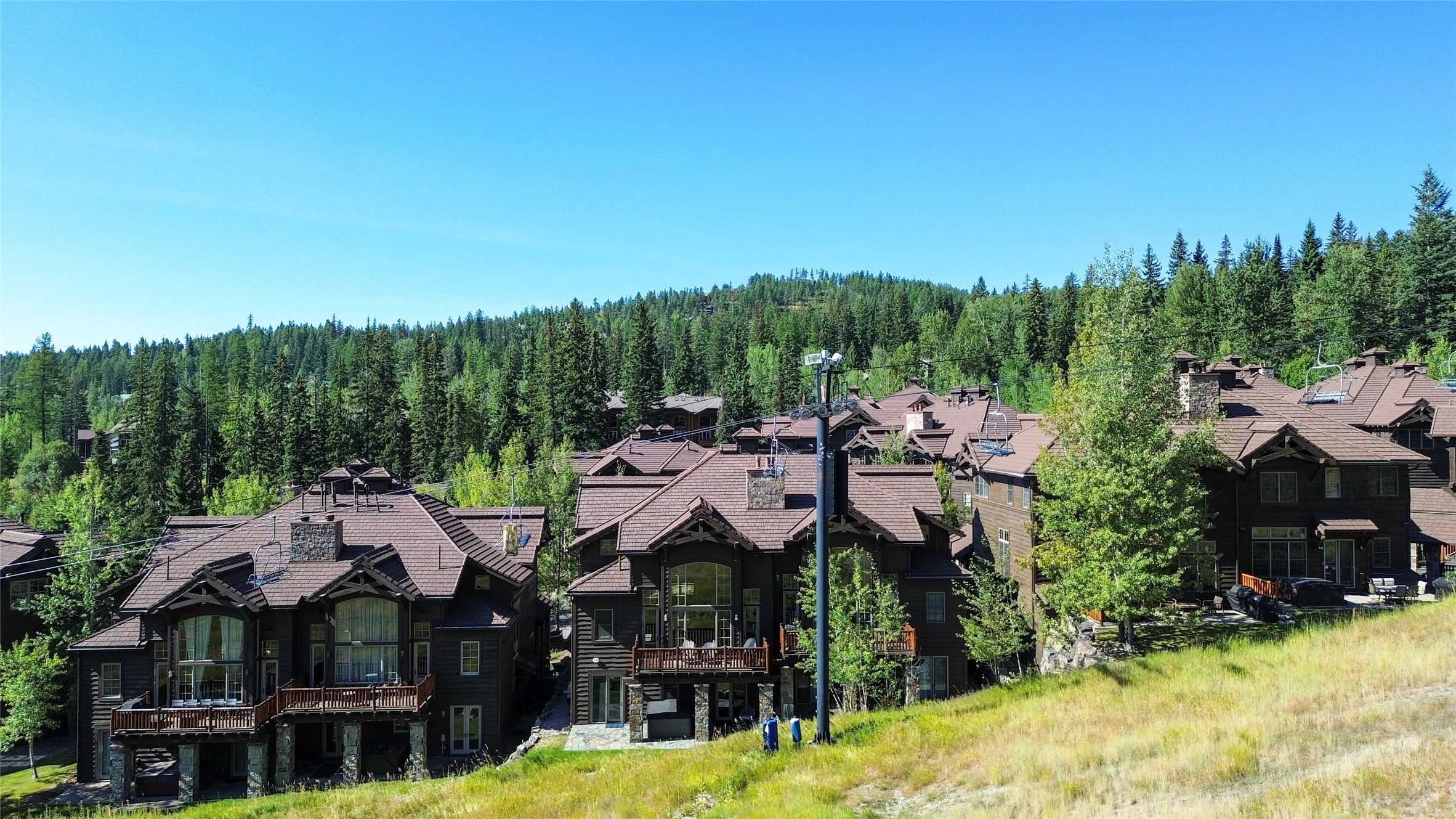 129 Slopeside Drive 10