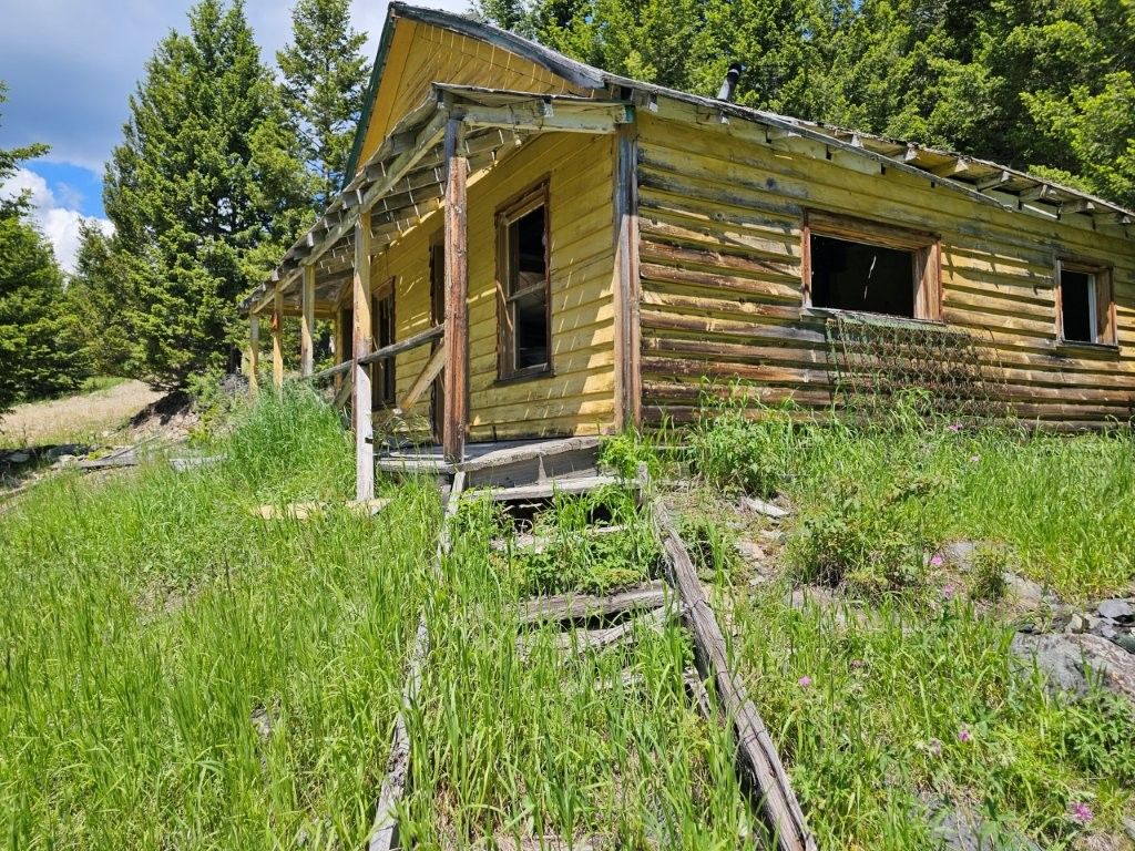Photo of Crow Bar Indian Creek Road, Townsend, MT 59644 (MLS # 30072903)