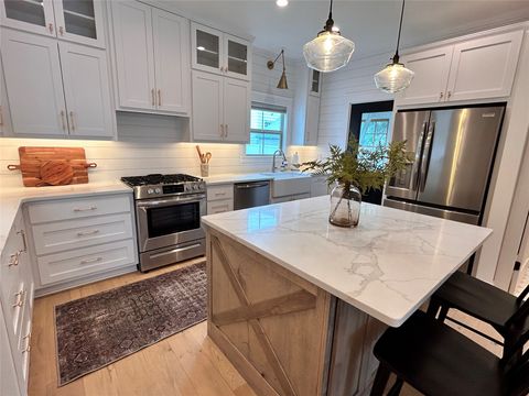 Tiny photo for 635 3rd Avenue W, Kalispell, MT 59901 (MLS # 30066580)