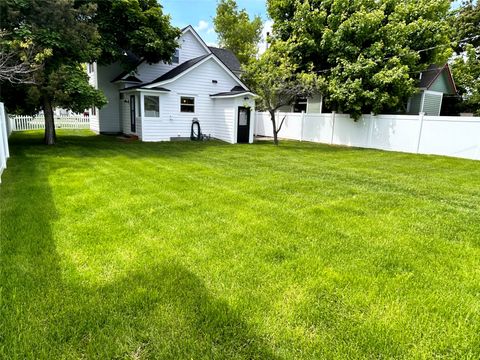 Tiny photo for 635 3rd Avenue W, Kalispell, MT 59901 (MLS # 30066580)
