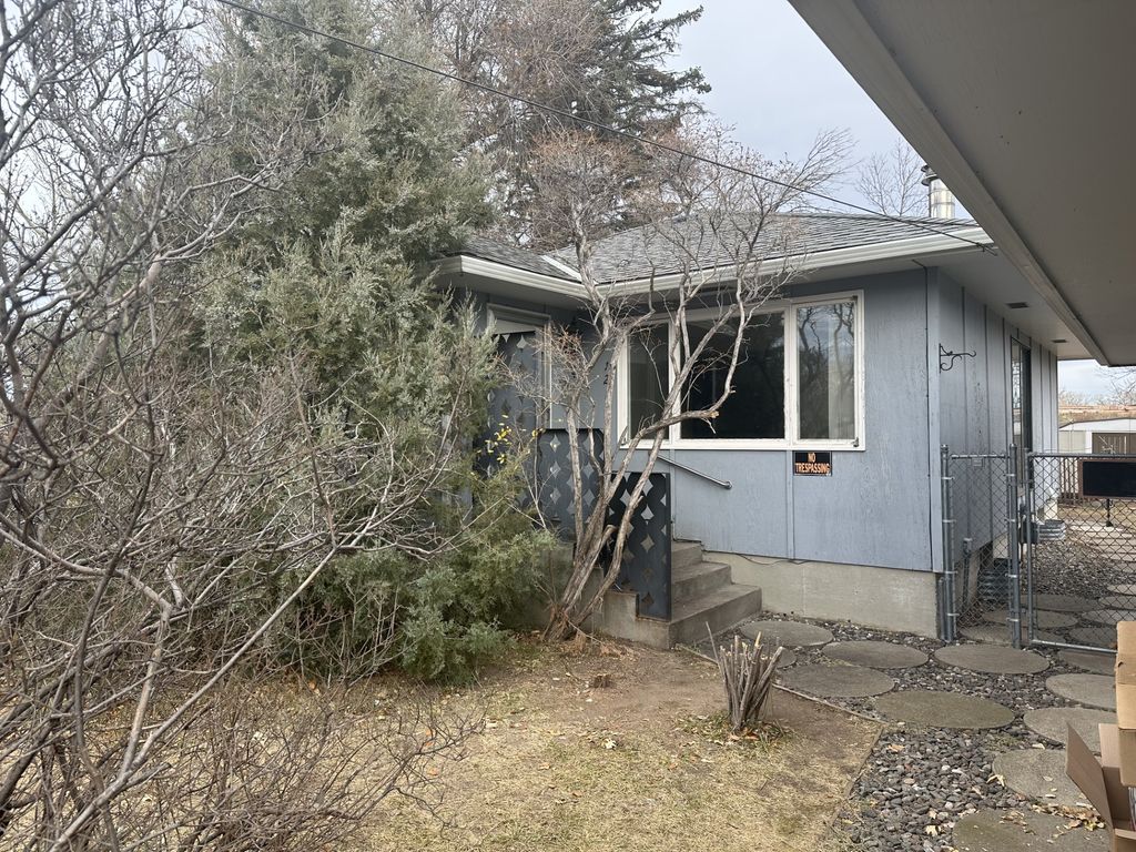Photo of 121 18th Street SW, Great Falls, MT 59404 (MLS # 30060714)