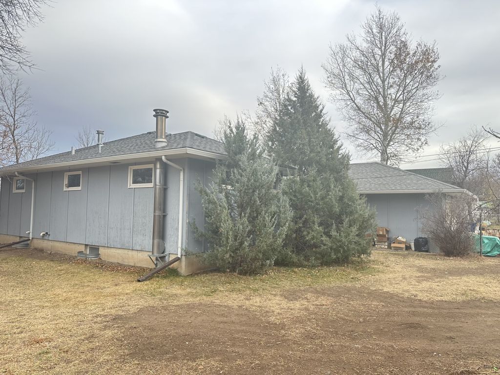 Photo of 121 18th Street SW, Great Falls, MT 59404 (MLS # 30060714)