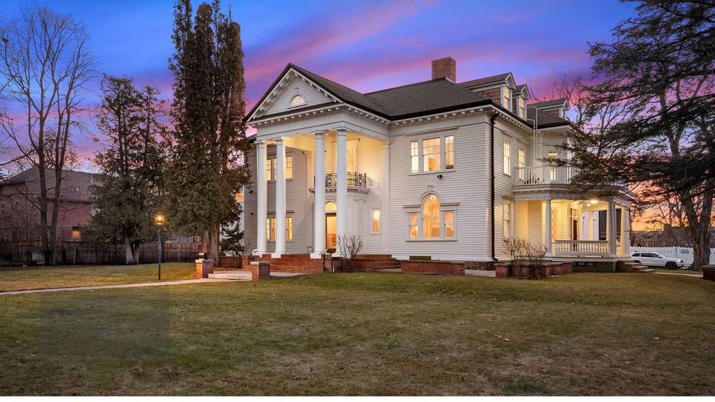 Photo of 1005 Gerald Avenue, Missoula, MT 59801 (MLS # 30065112)