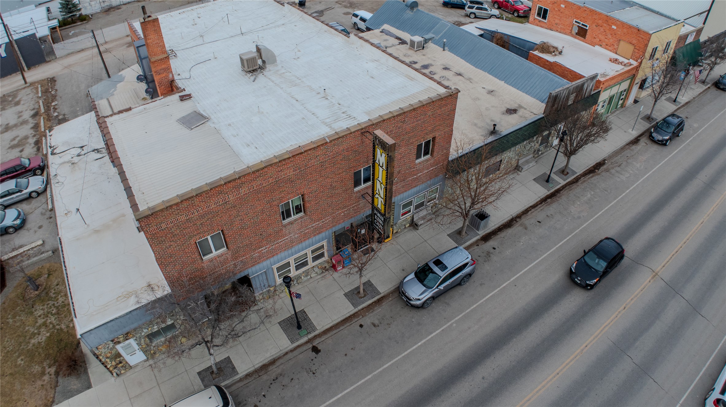 305 Broadway Street 303, 305 & 313