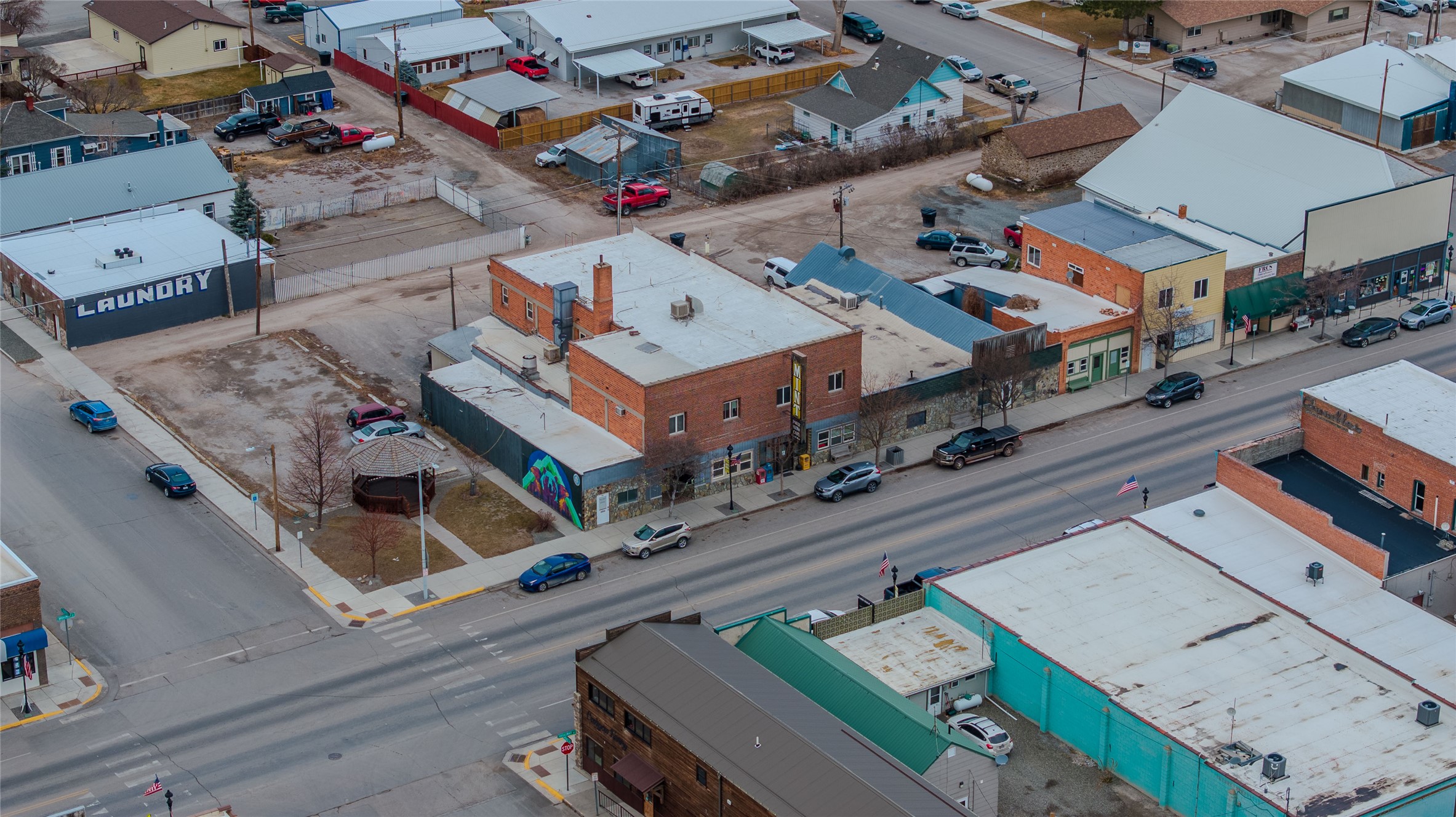 305 Broadway Street 303, 305 & 313