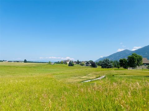 Photo of 1330 Quail Ridge Drive, Kalispell, MT 59901 (MLS # 30054180)