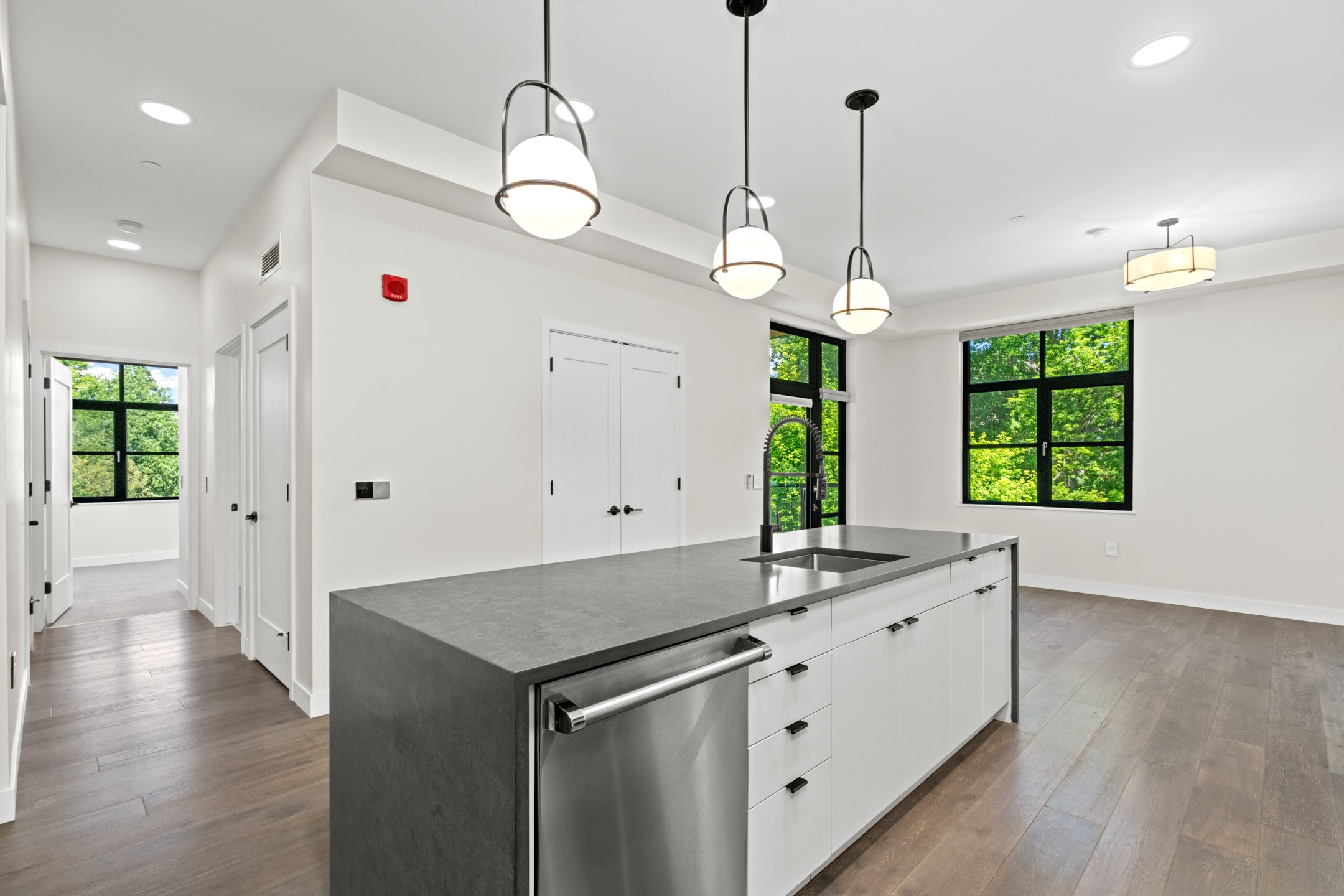 265 S 4th Street E 111