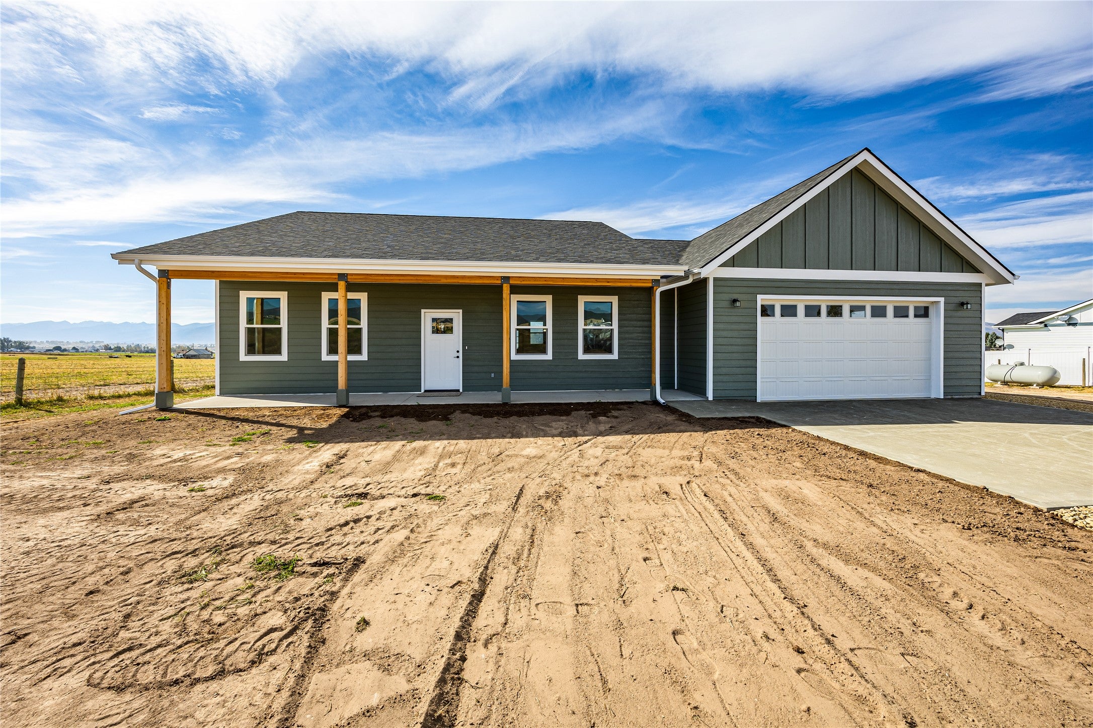 4445 Ludwig Lane