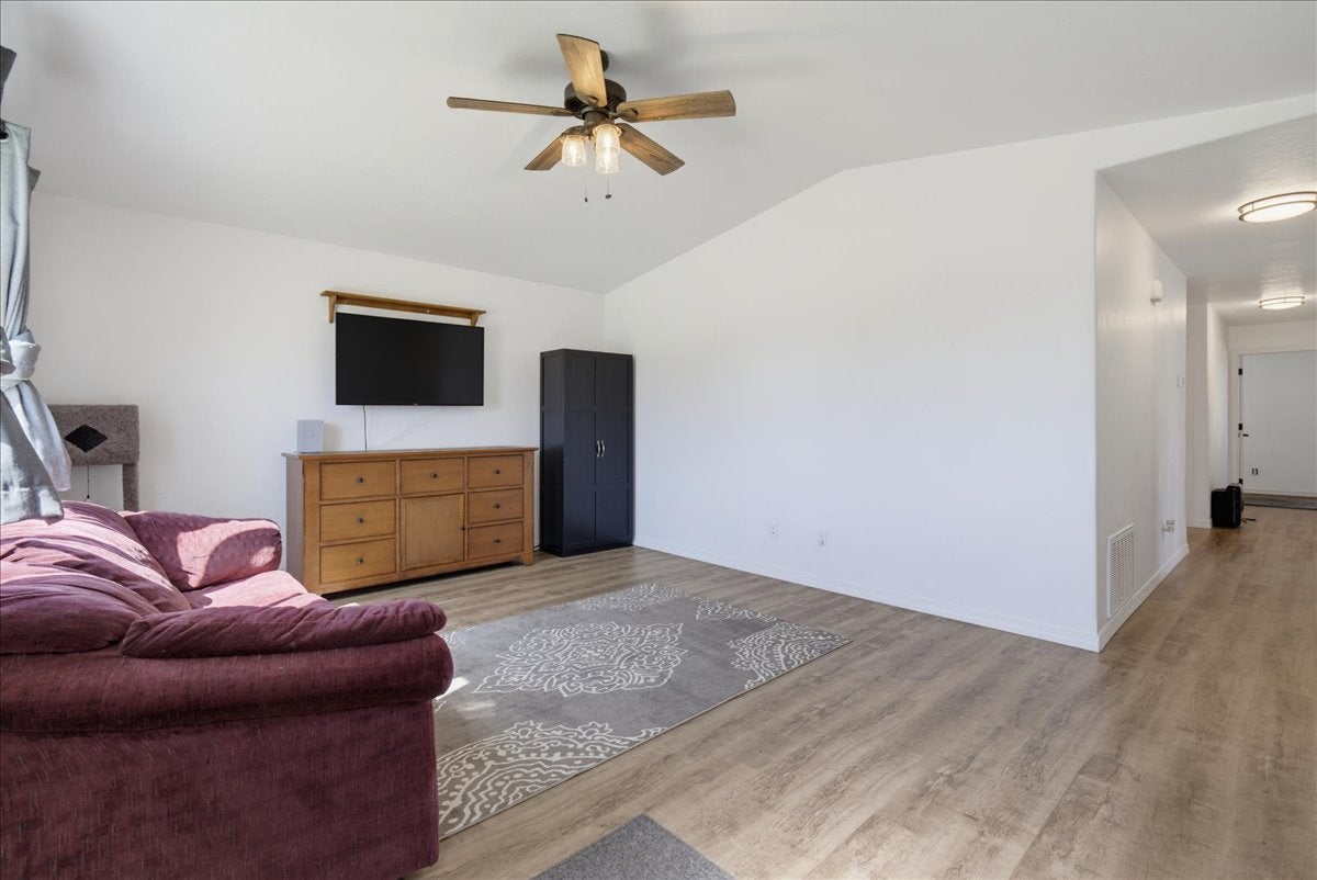 2017 22nd Avenue S
