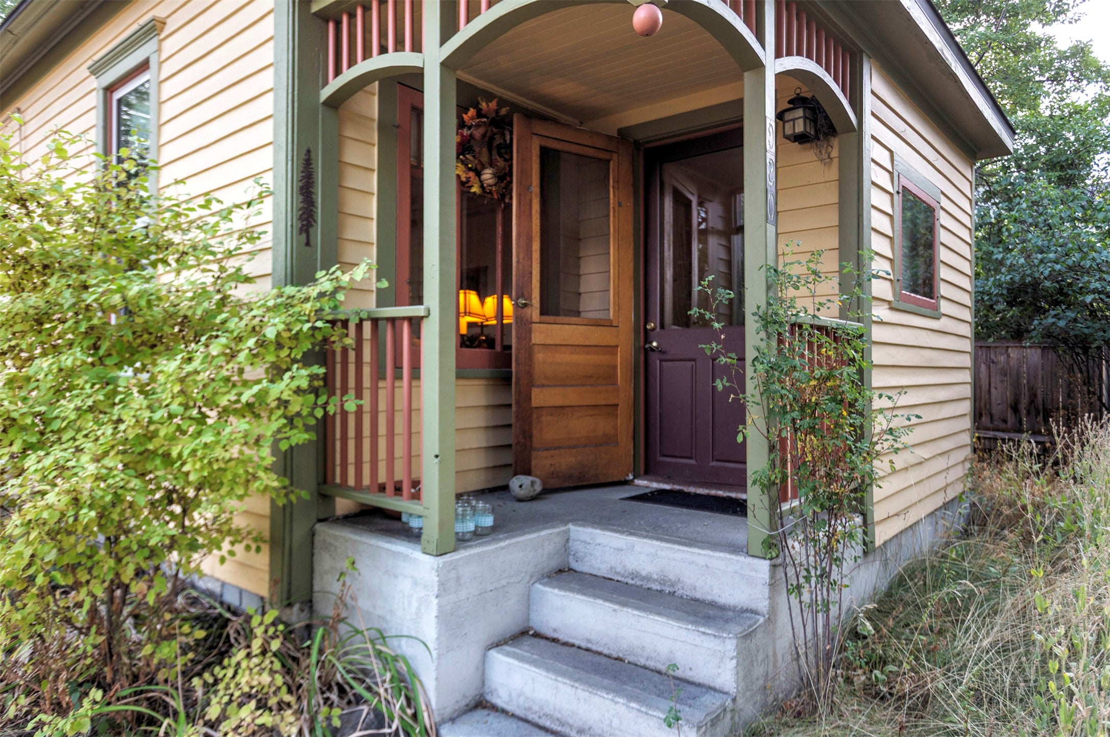 920 Locust Street
